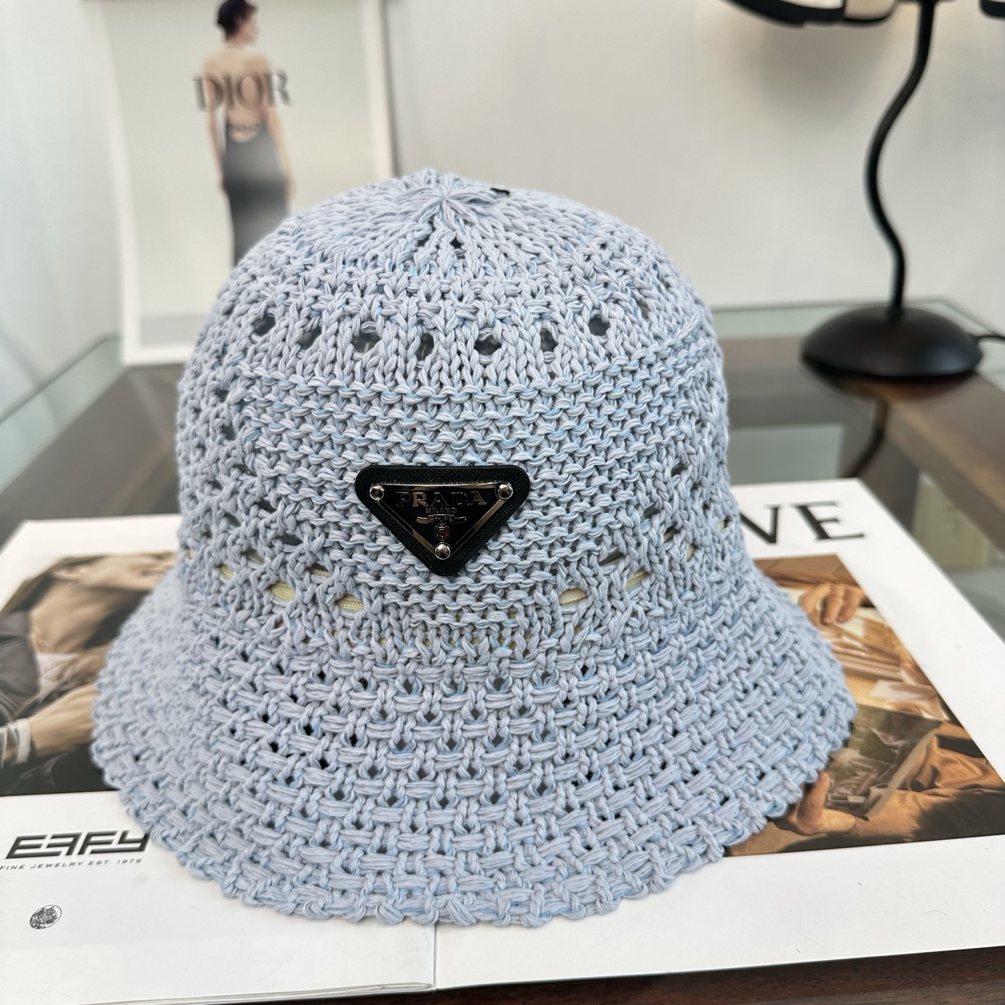 Prada 普拉达 渔夫帽 让兼顾 和遮阳的简约桶帽