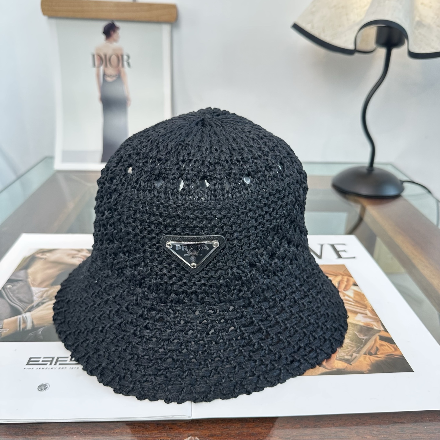 Prada 普拉达 渔夫帽 让兼顾 和遮阳的简约桶帽