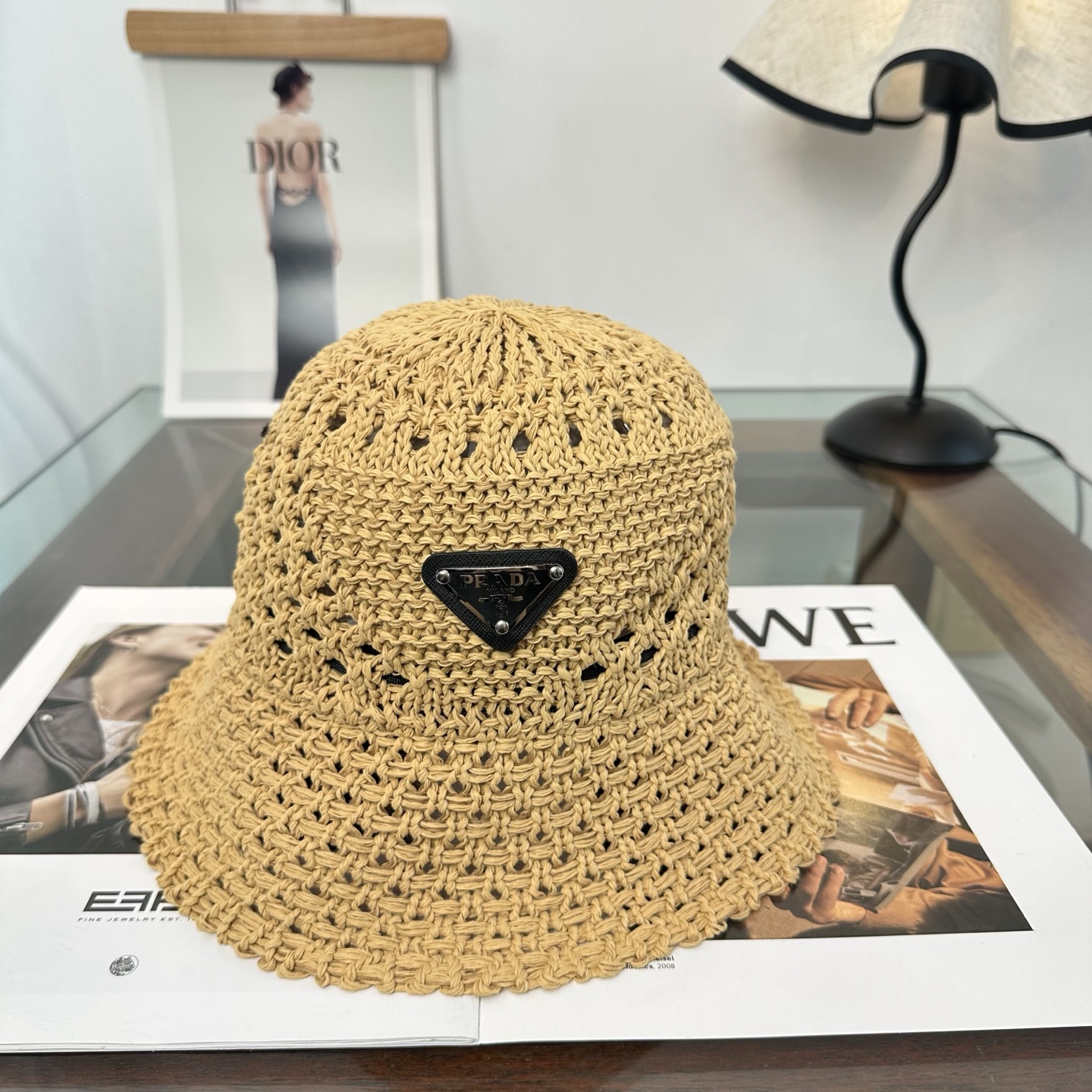 Prada 普拉达 渔夫帽 让兼顾 和遮阳的简约桶帽