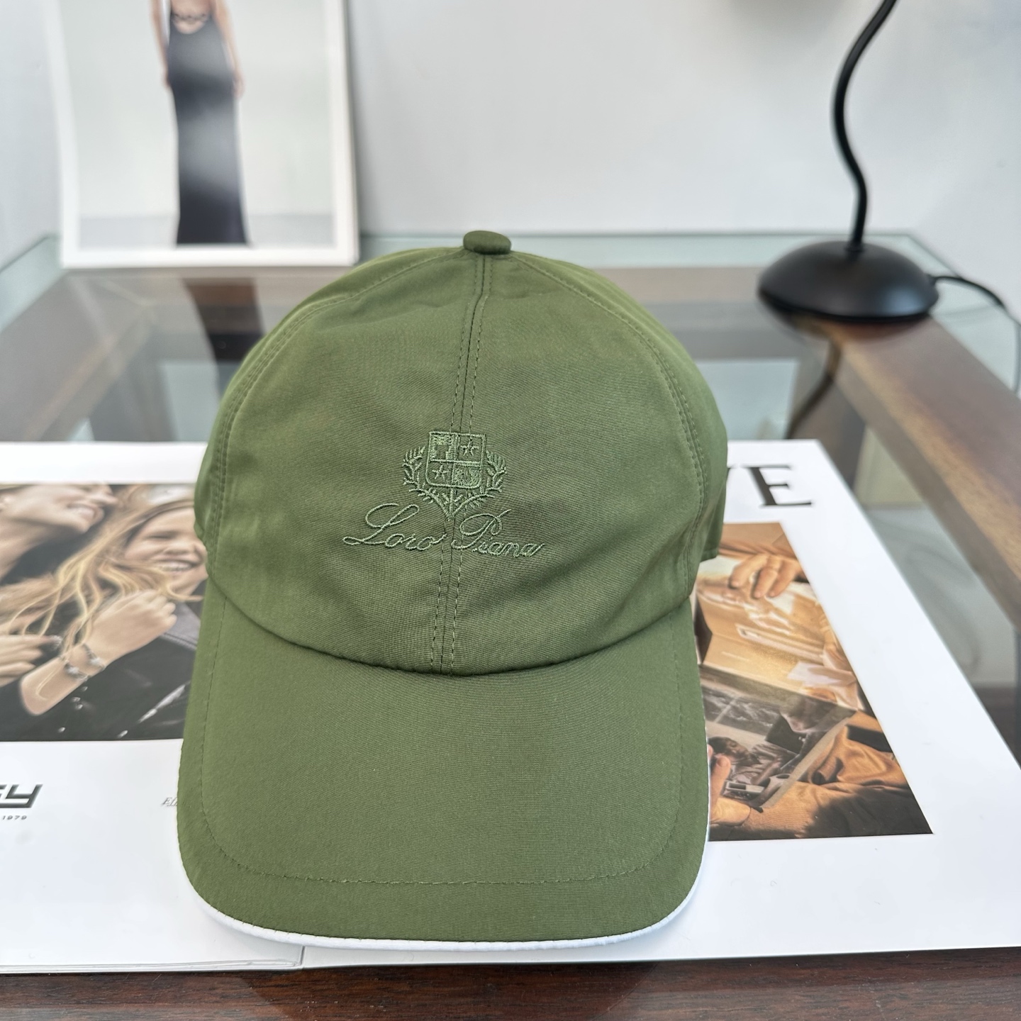 Loro Piana(诺悠翩雅) 专柜 新款高版本棒球帽，大牌同步，超好搭配，出货！