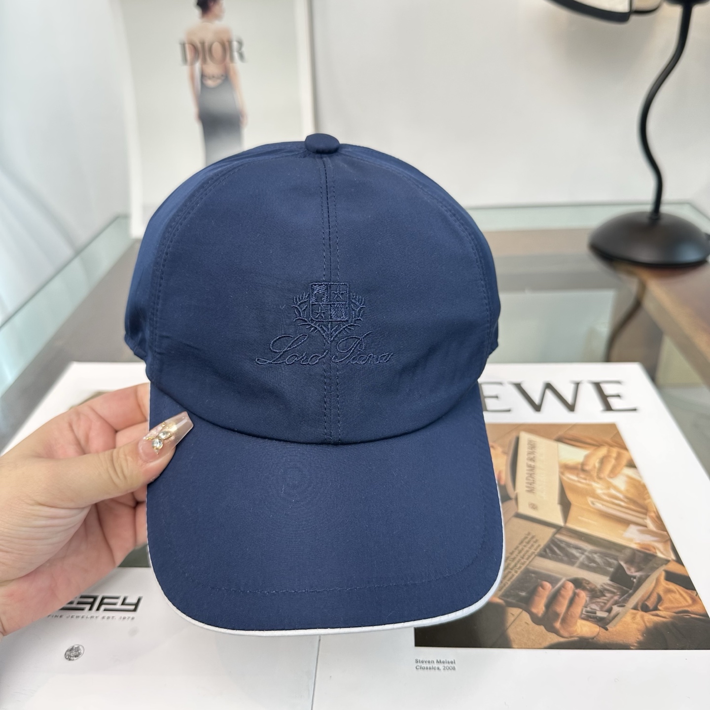 Loro Piana(诺悠翩雅) 专柜 新款高版本棒球帽，大牌同步，超好搭配，出货！