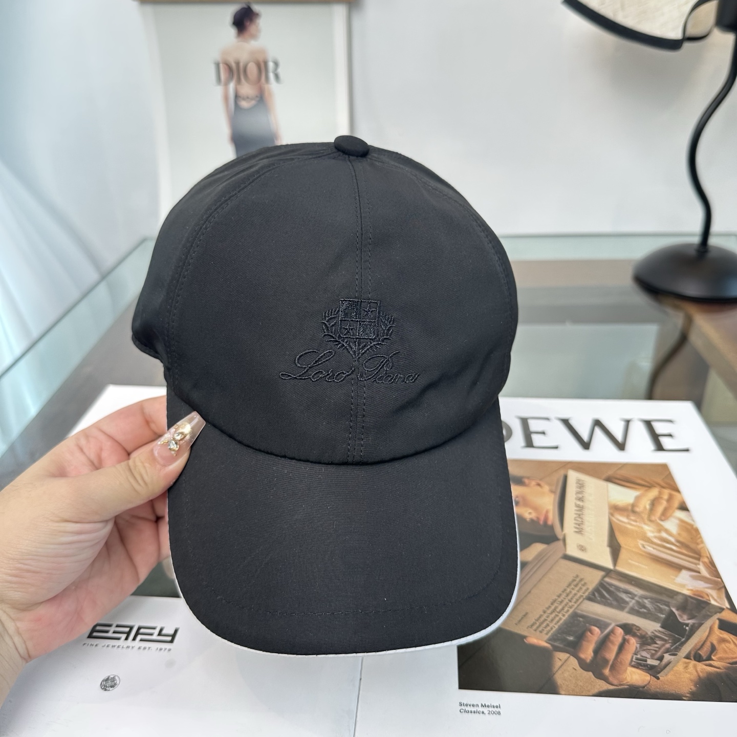Loro Piana(诺悠翩雅) 专柜 新款高版本棒球帽，大牌同步，超好搭配，出货！