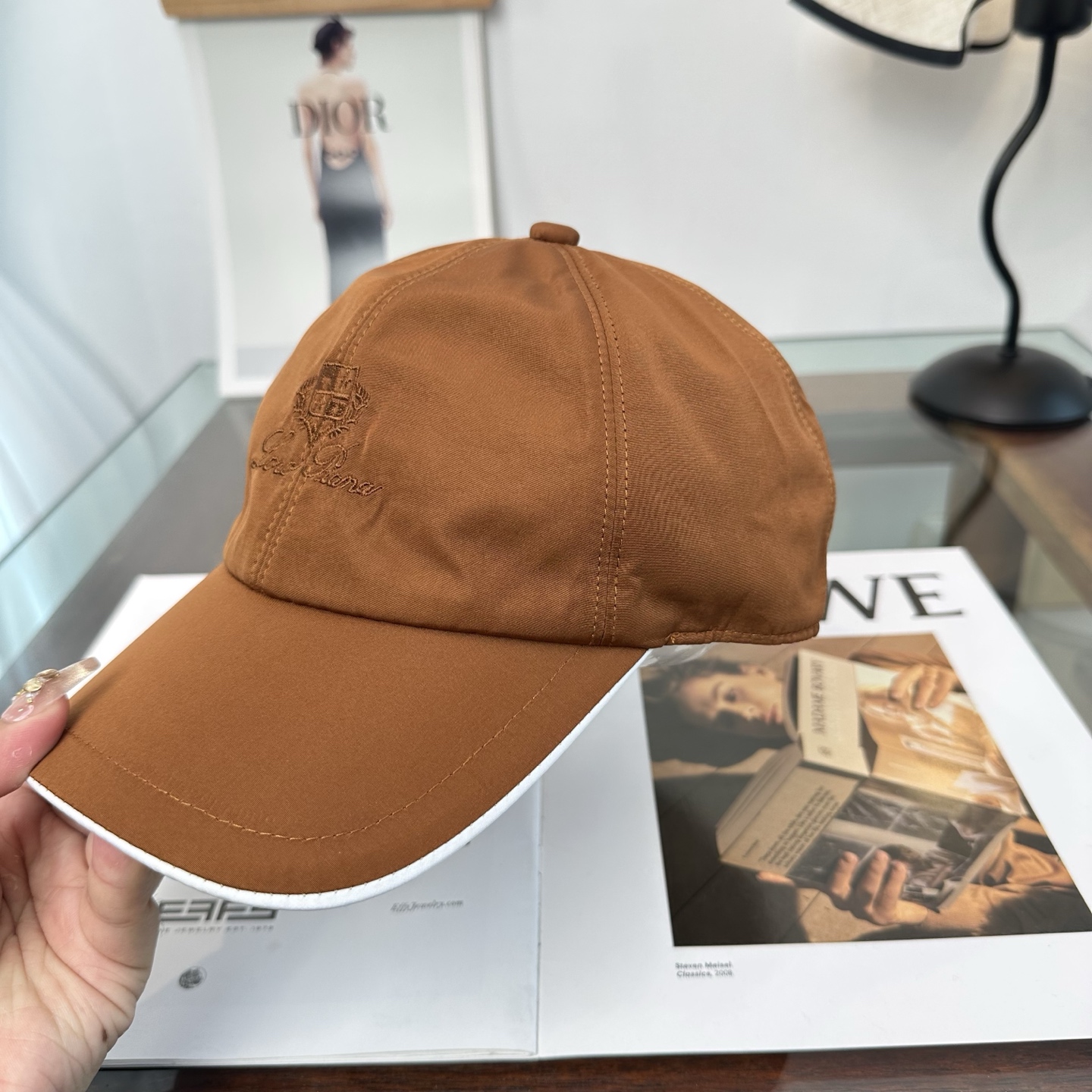 Loro Piana(诺悠翩雅) 专柜 新款高版本棒球帽，大牌同步，超好搭配，出货！