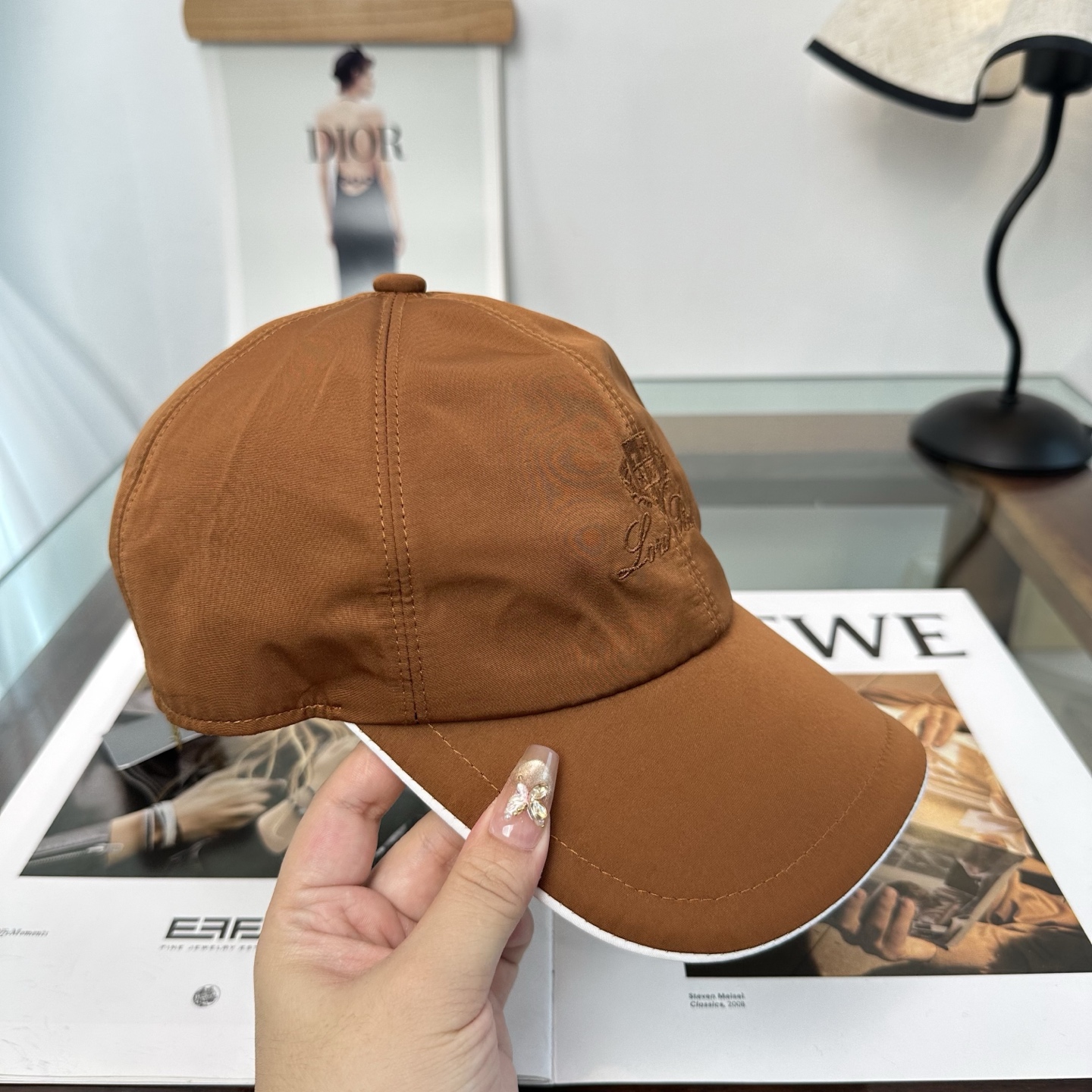Loro Piana(诺悠翩雅) 专柜 新款高版本棒球帽，大牌同步，超好搭配，出货！