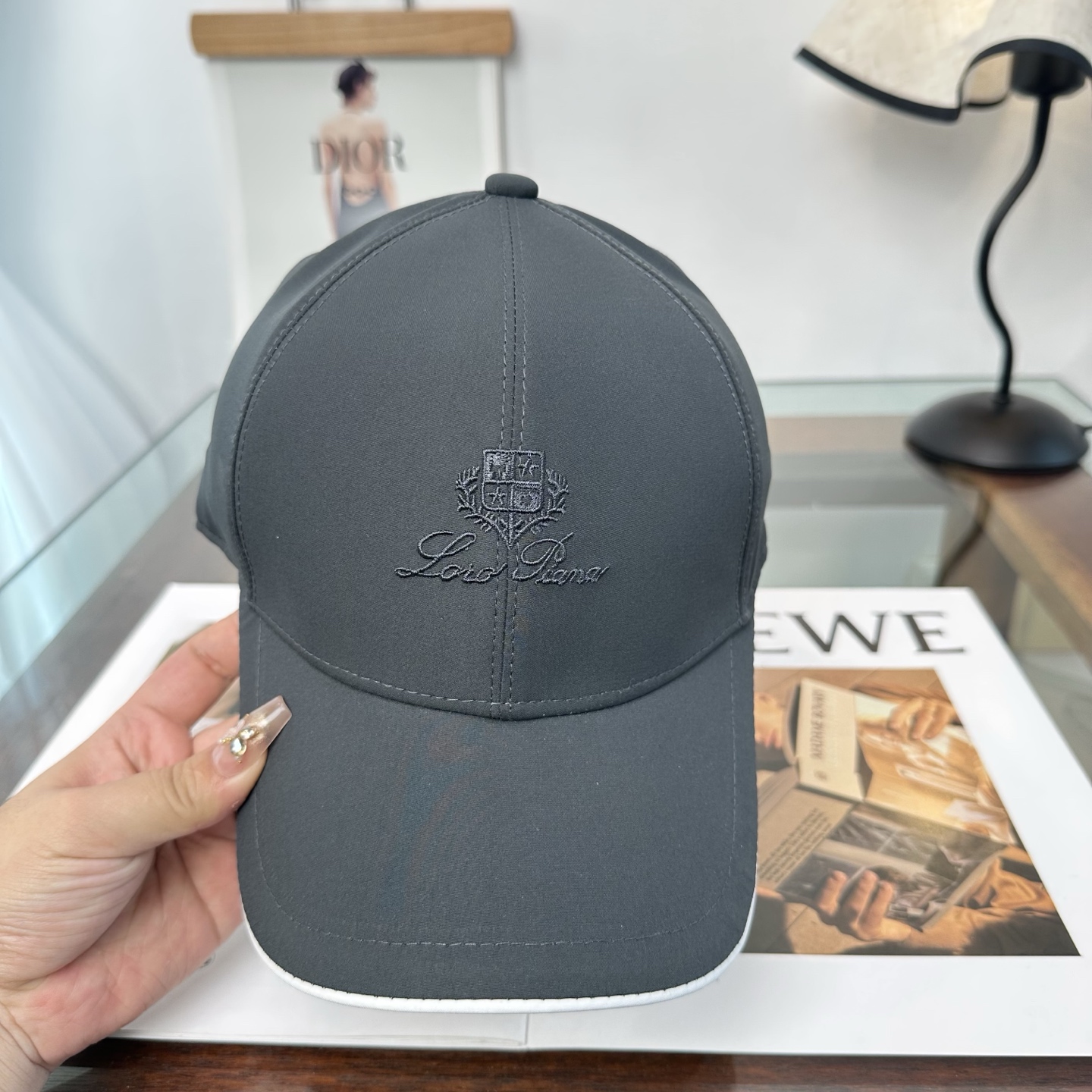Loro Piana(诺悠翩雅) 专柜 新款高版本棒球帽，大牌同步，超好搭配，出货！