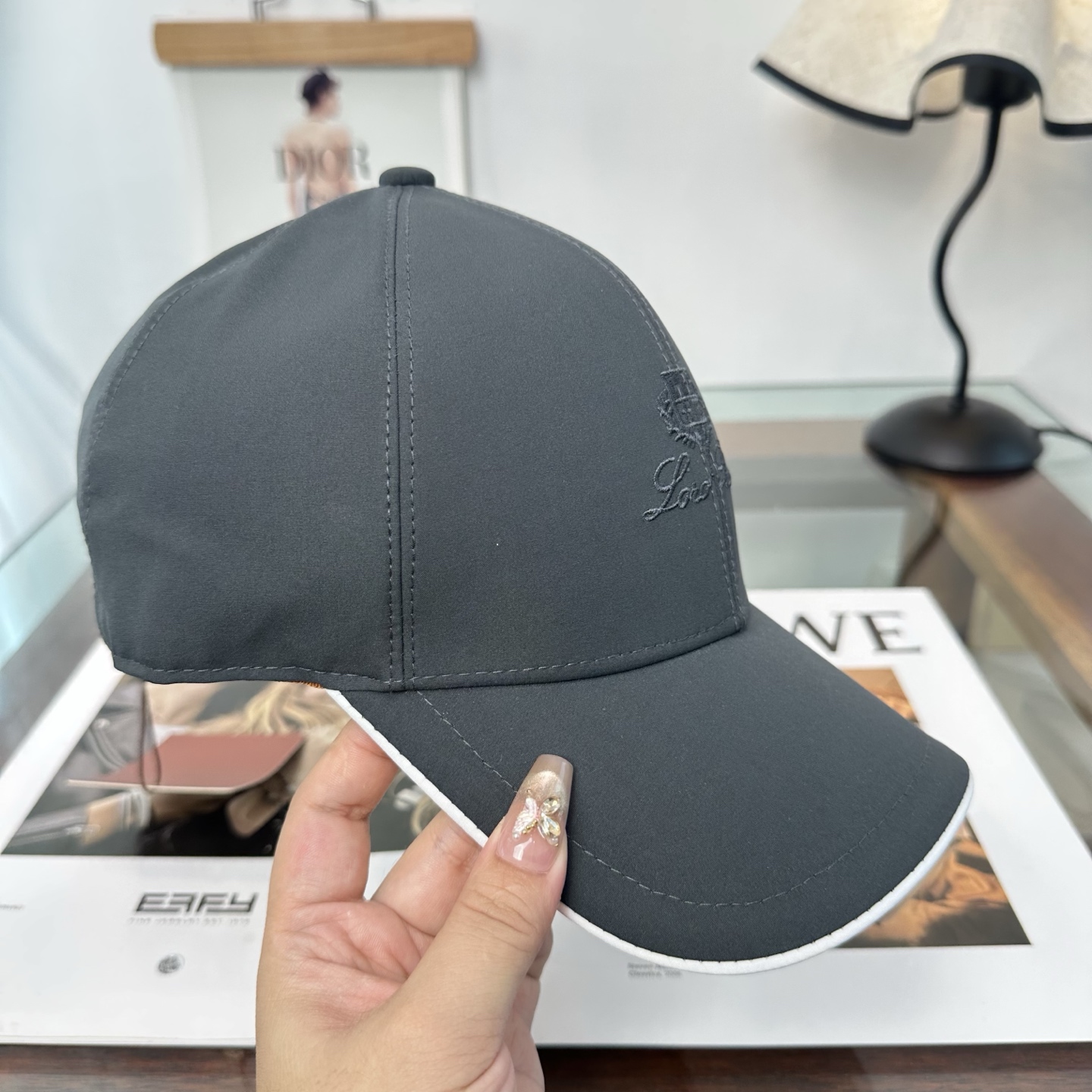 Loro Piana(诺悠翩雅) 专柜 新款高版本棒球帽，大牌同步，超好搭配，出货！