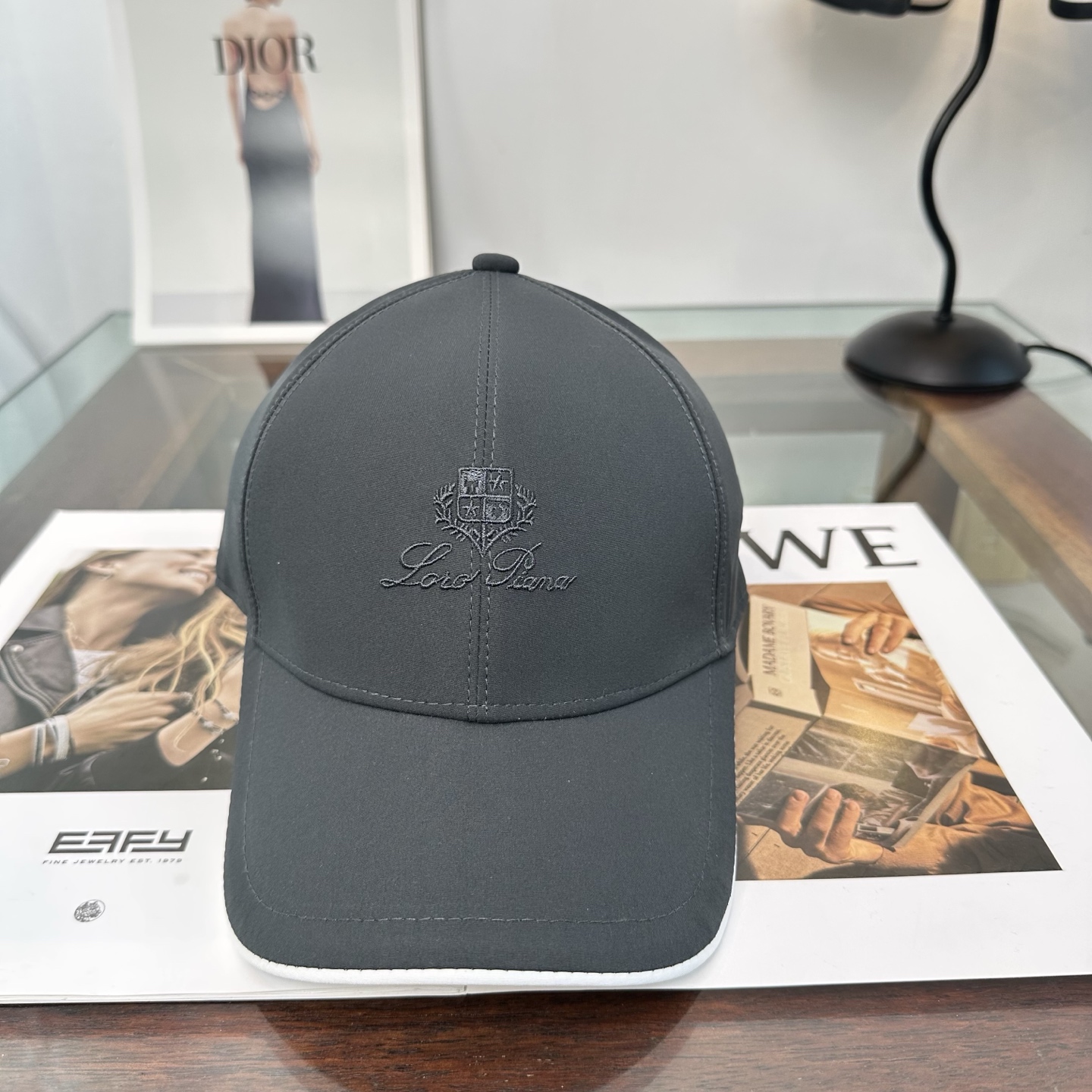 Loro Piana(诺悠翩雅) 专柜 新款高版本棒球帽，大牌同步，超好搭配，出货！