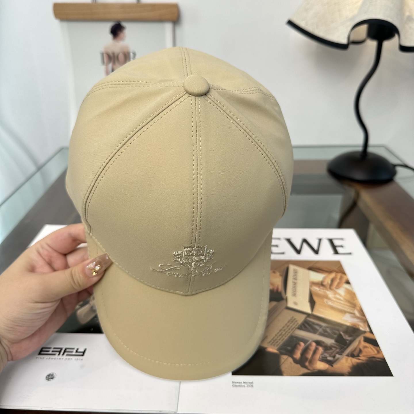 Loro Piana(诺悠翩雅) 专柜 新款高版本棒球帽，大牌同步，超好搭配，出货！