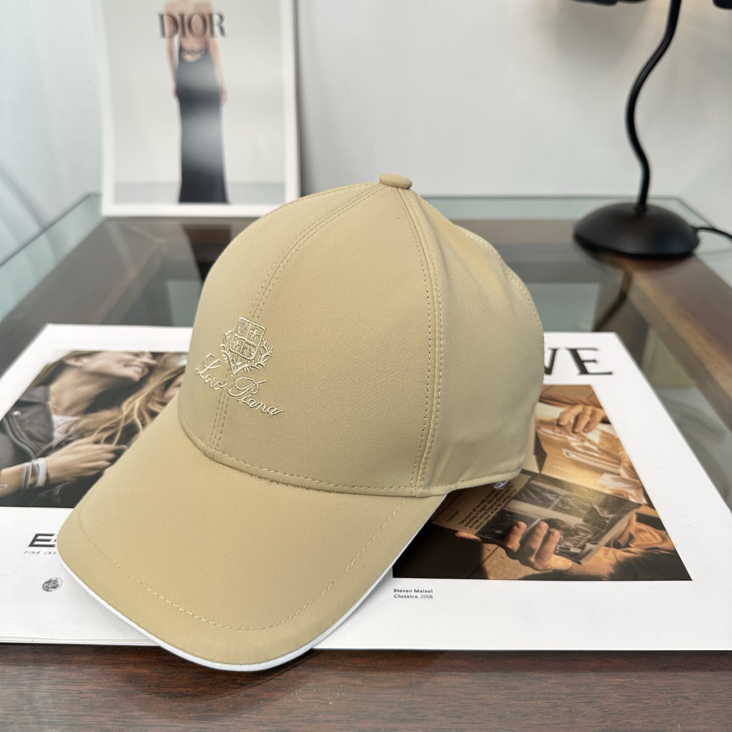 Loro Piana(诺悠翩雅) 专柜 新款高版本棒球帽，大牌同步，超好搭配，出货！