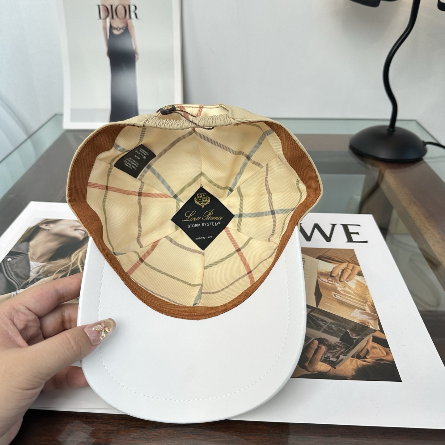 Loro Piana(诺悠翩雅) 专柜 新款高版本棒球帽，大牌同步，超好搭配，出货！