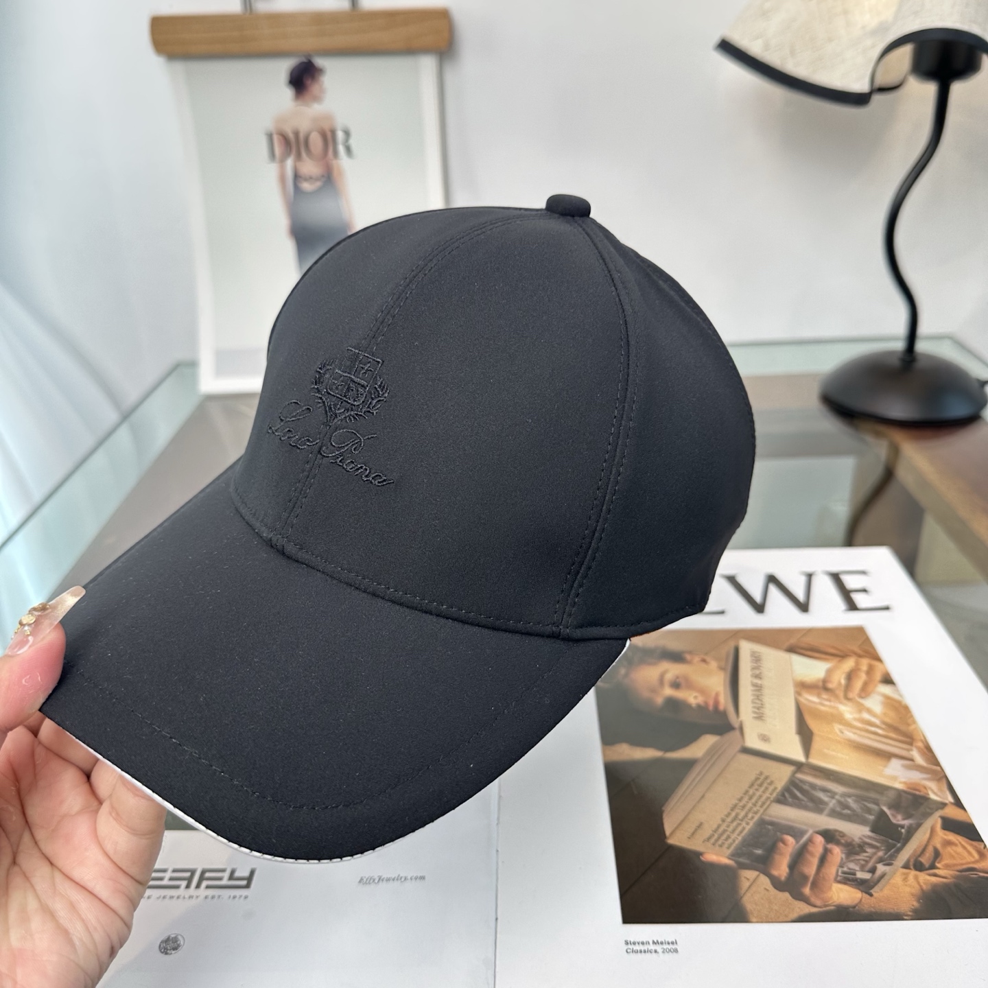 Loro Piana(诺悠翩雅) 专柜 新款高版本棒球帽，大牌同步，超好搭配，出货！