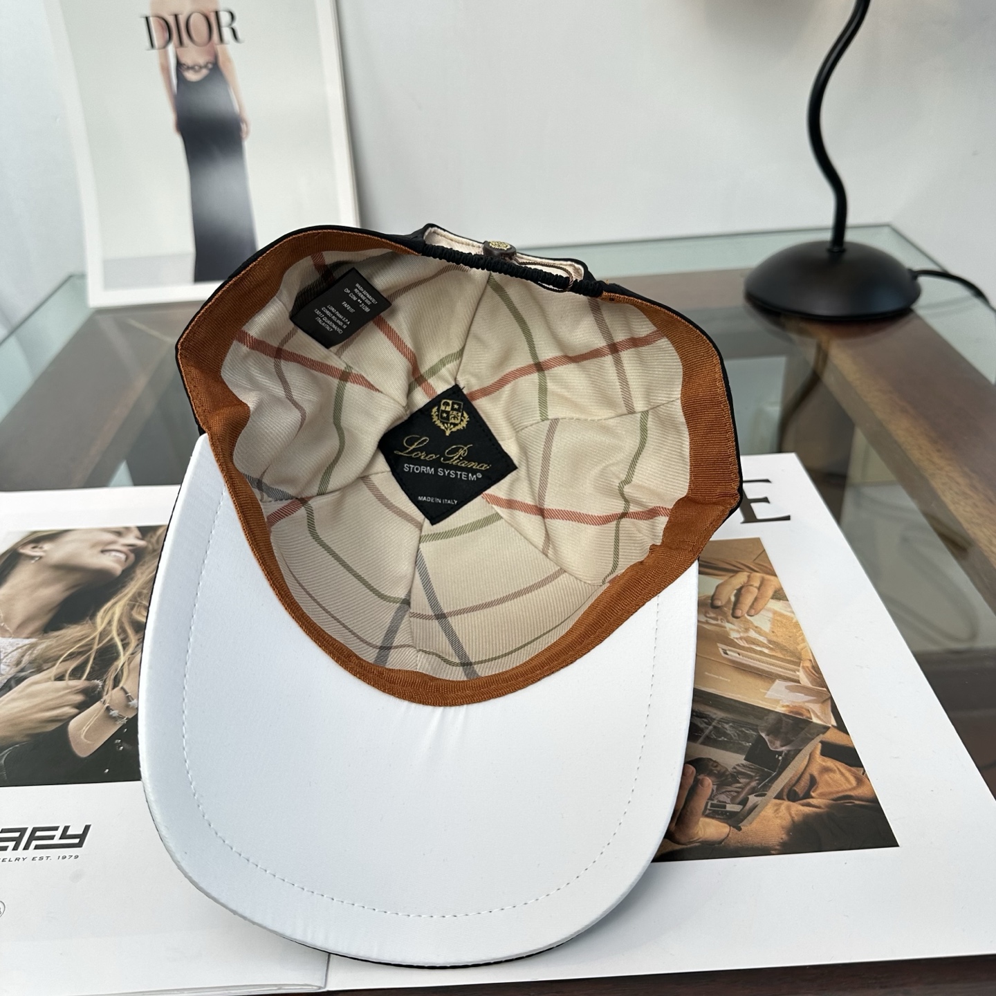 Loro Piana(诺悠翩雅) 专柜 新款高版本棒球帽，大牌同步，超好搭配，出货！