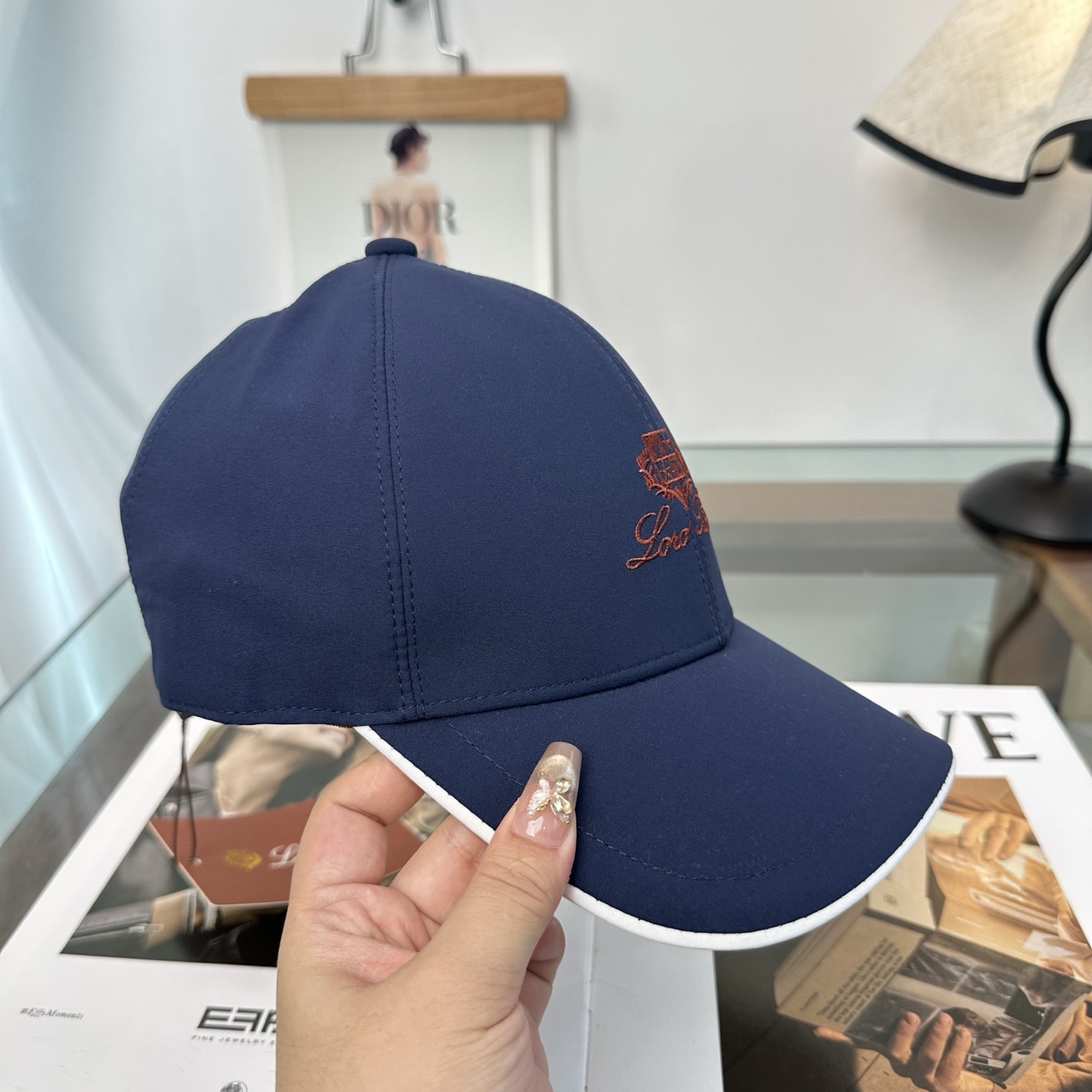 Loro Piana(诺悠翩雅) 专柜 新款高版本棒球帽，大牌同步，超好搭配，出货！