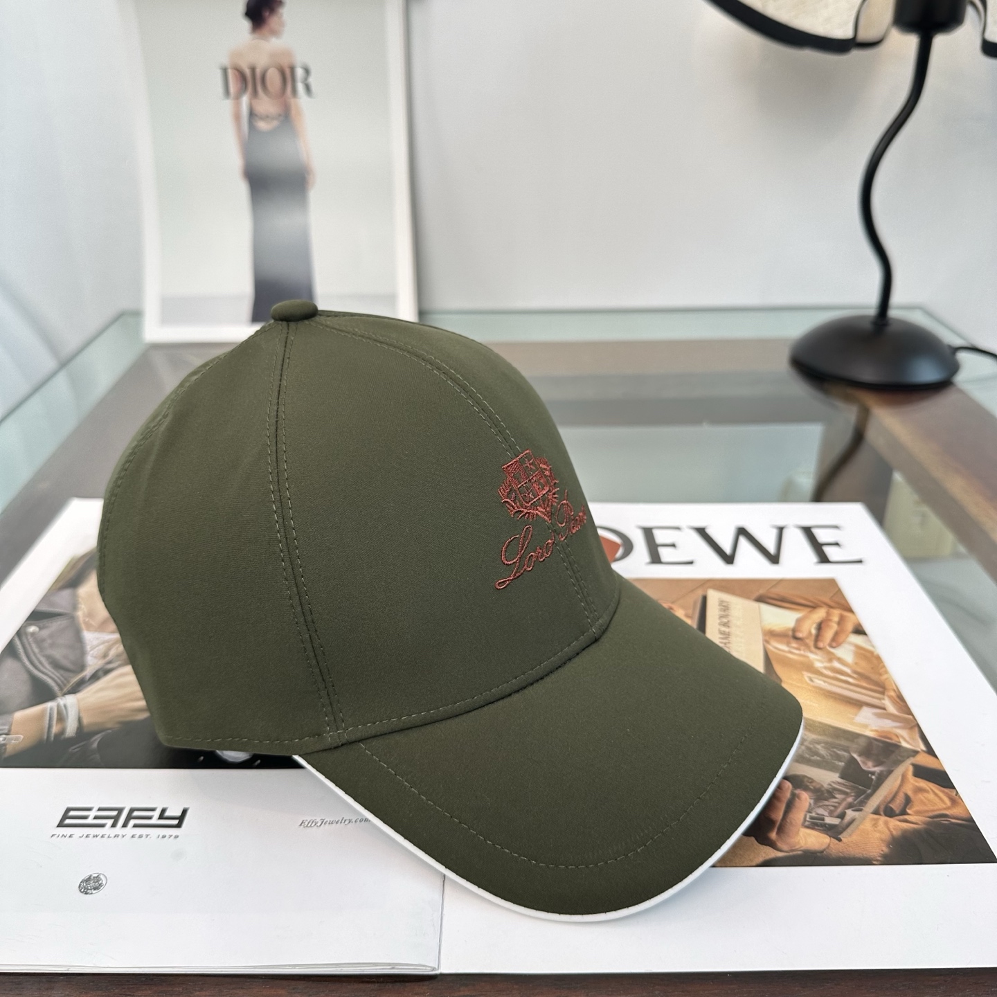 Loro Piana(诺悠翩雅) 专柜 新款高版本棒球帽，大牌同步，超好搭配，出货！