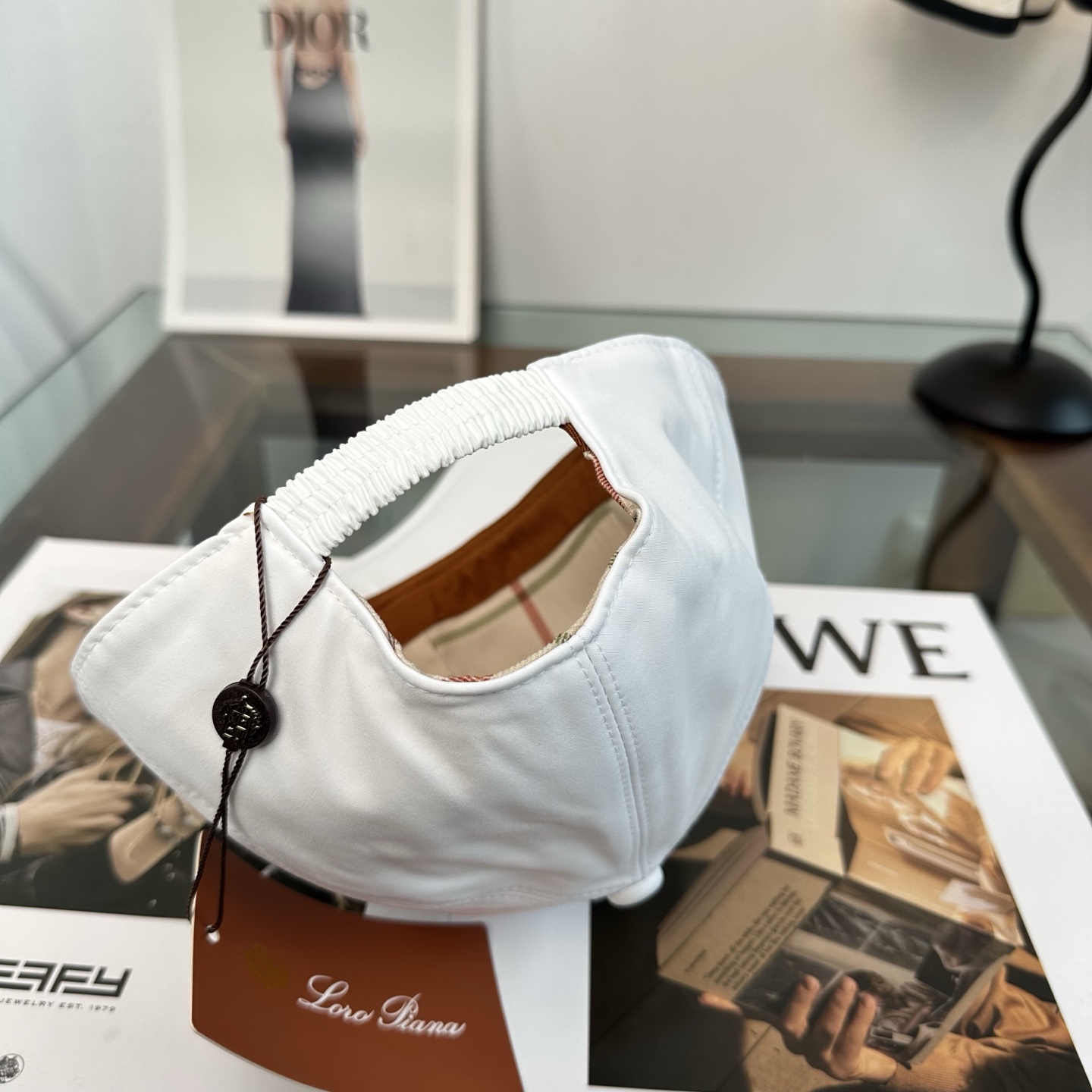 Loro Piana(诺悠翩雅) 专柜 新款高版本棒球帽，大牌同步，超好搭配，出货！