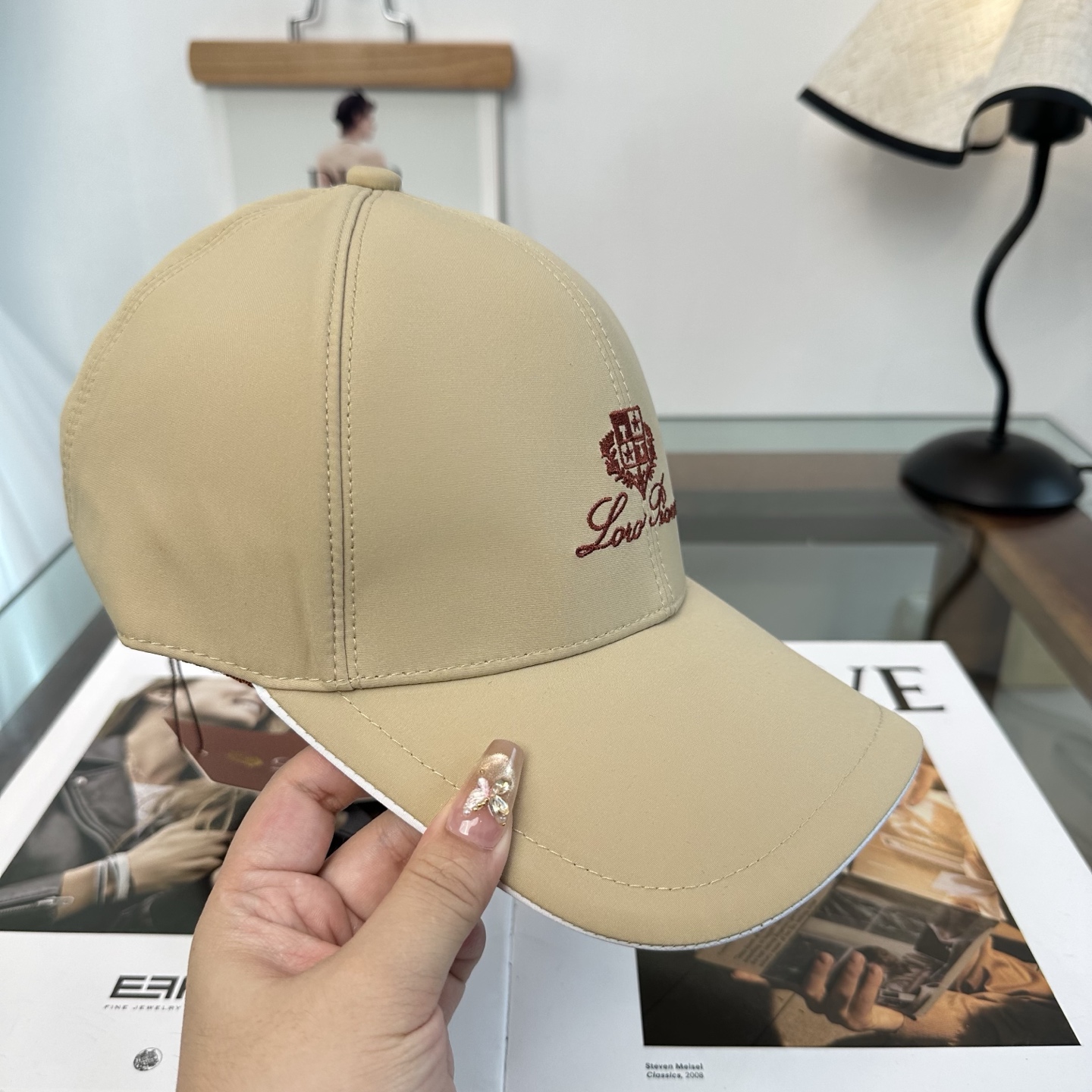 Loro Piana(诺悠翩雅) 专柜 新款高版本棒球帽，大牌同步，超好搭配，出货！