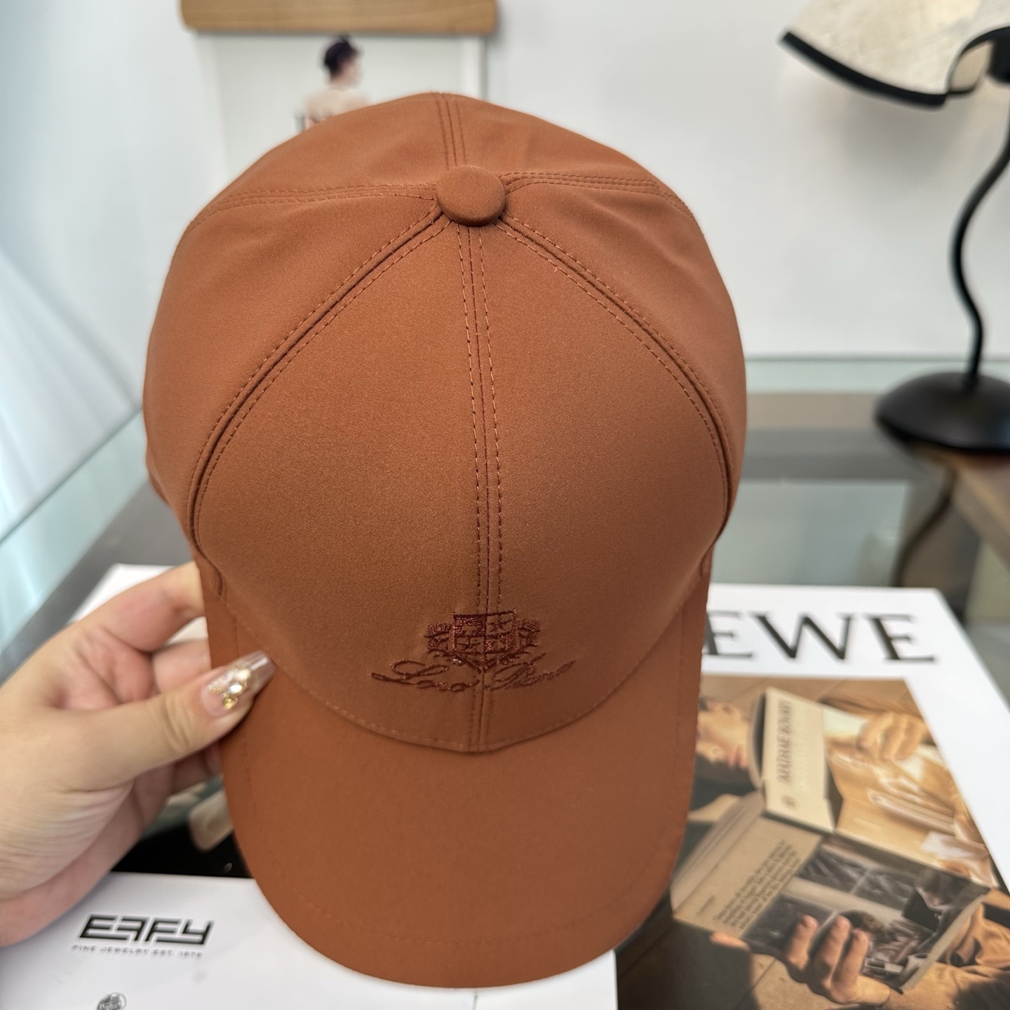 Loro Piana(诺悠翩雅) 专柜 新款高版本棒球帽，大牌同步，超好搭配，出货！
