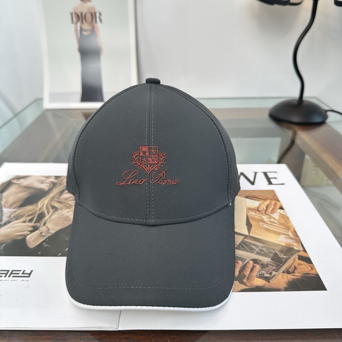 Loro Piana(诺悠翩雅) 专柜 新款高版本棒球帽，大牌同步，超好搭配，出货！