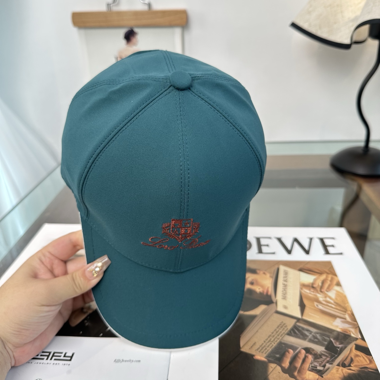 Loro Piana(诺悠翩雅) 专柜 新款高版本棒球帽，大牌同步，超好搭配，出货！