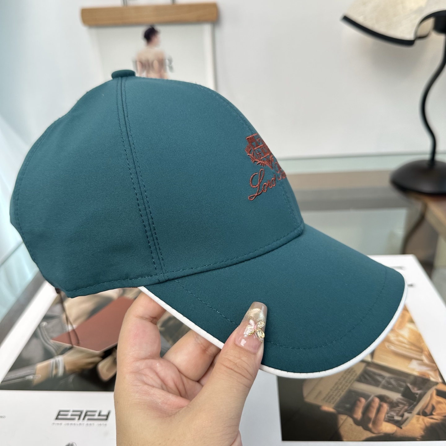 Loro Piana(诺悠翩雅) 专柜 新款高版本棒球帽，大牌同步，超好搭配，出货！
