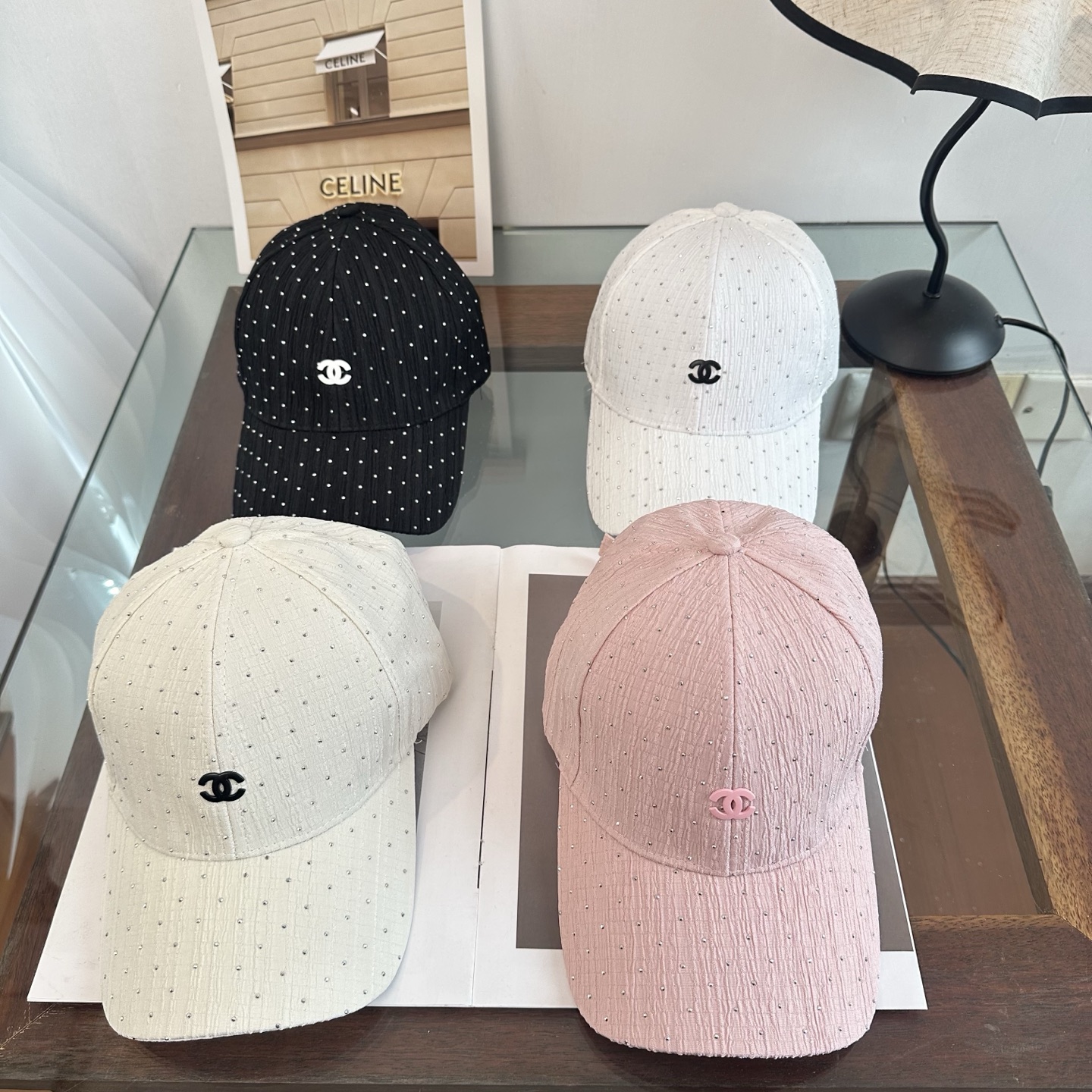 Chanel 遮阳又超好搭配，出街单品 高货版本