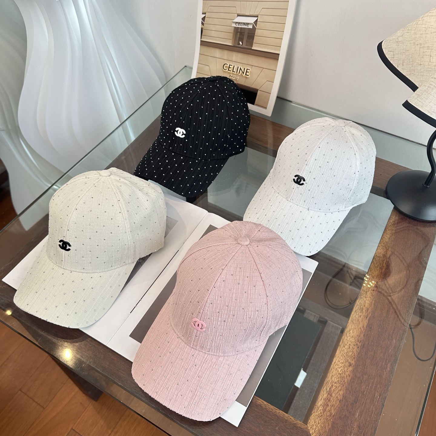 Chanel 遮阳又超好搭配，出街单品 高货版本