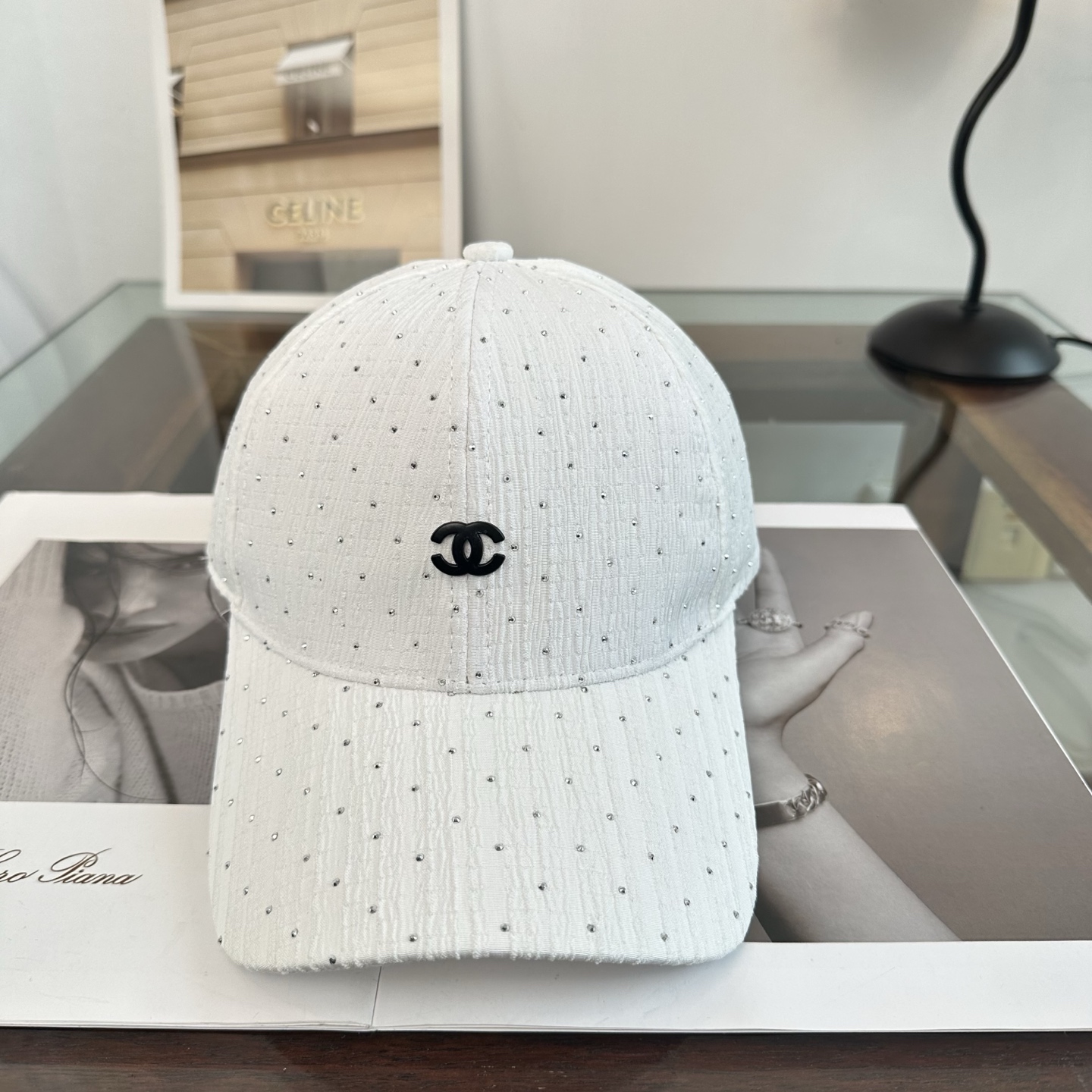 Chanel 遮阳又超好搭配，出街单品 高货版本