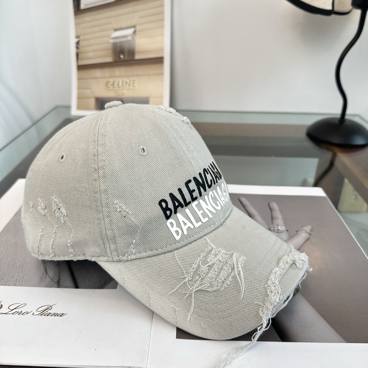 Balenciaga 新品Balenciaga 巴黎世家字母新款棒球帽
