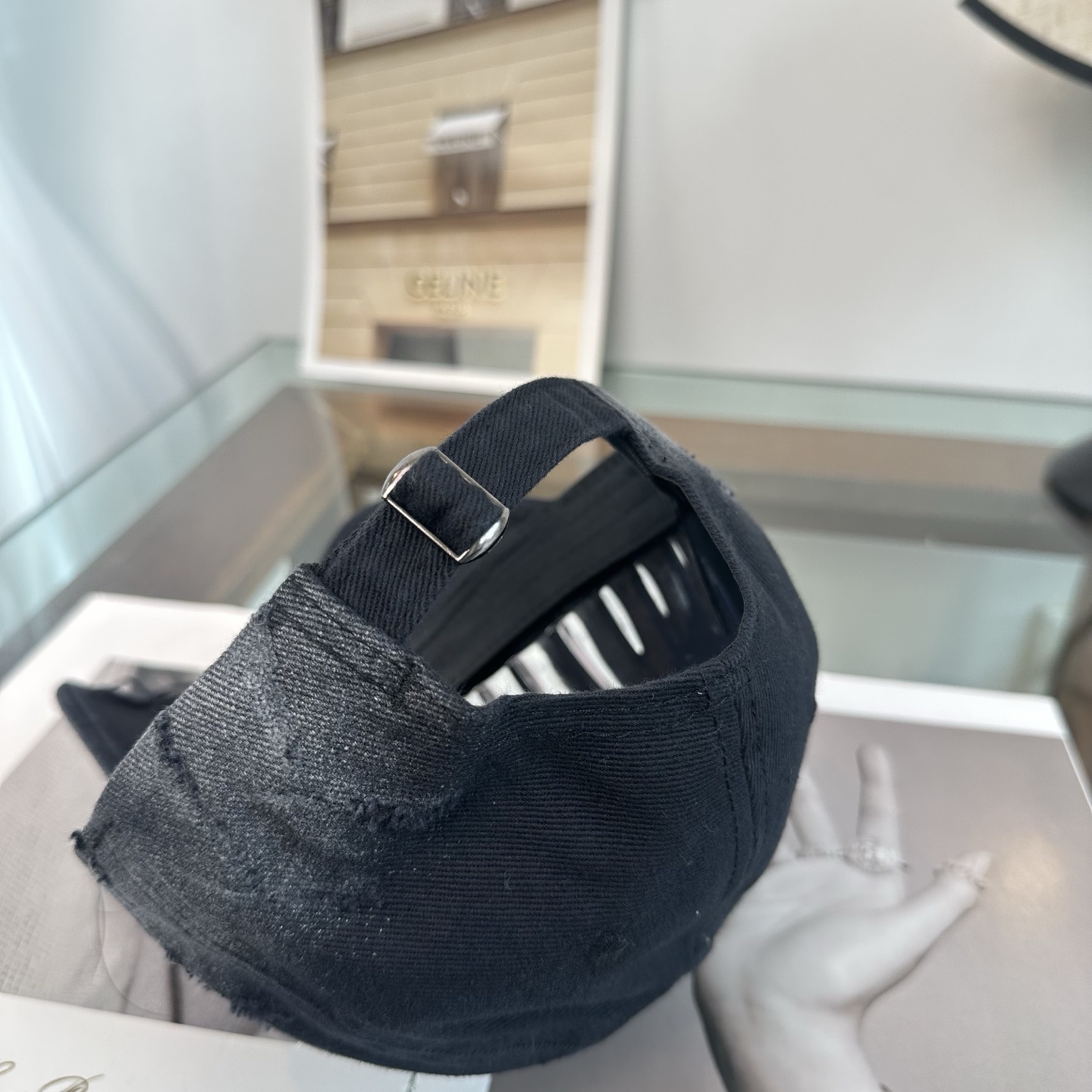 新品Balenciaga 巴黎世家字母新款棒球帽现货秒发🧢简约时尚超级无敌好看的帽子！情侣款！