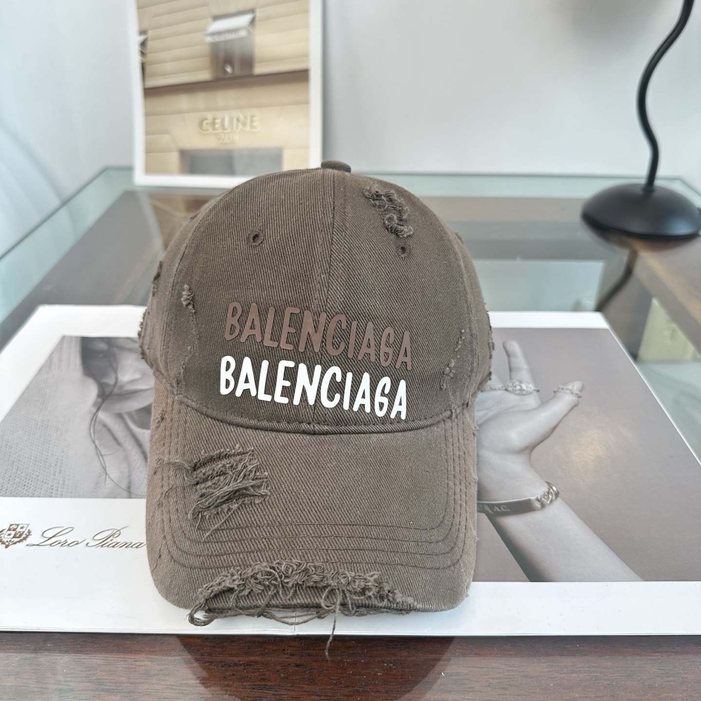 Balenciaga 新品Balenciaga 巴黎世家字母新款棒球帽