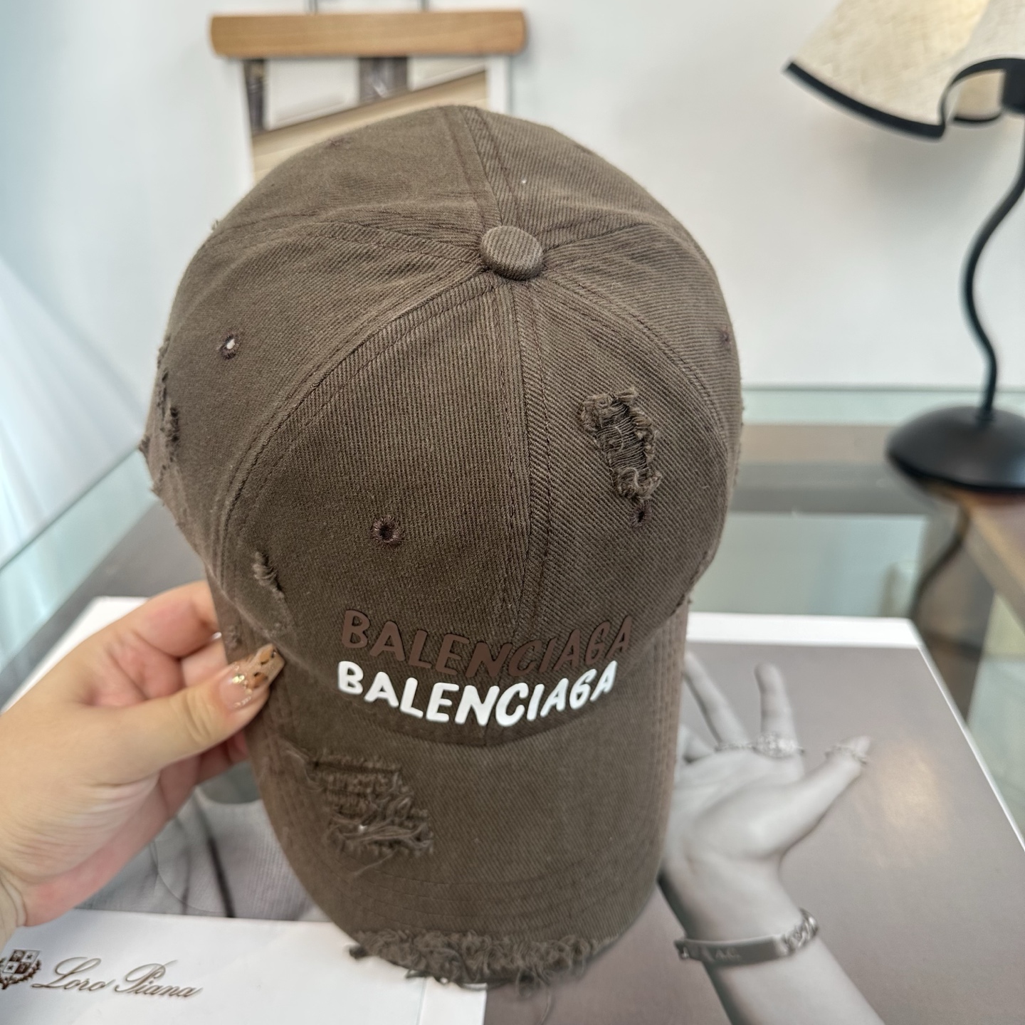 新品Balenciaga 巴黎世家字母新款棒球帽现货秒发🧢简约时尚超级无敌好看的帽子！情侣款！