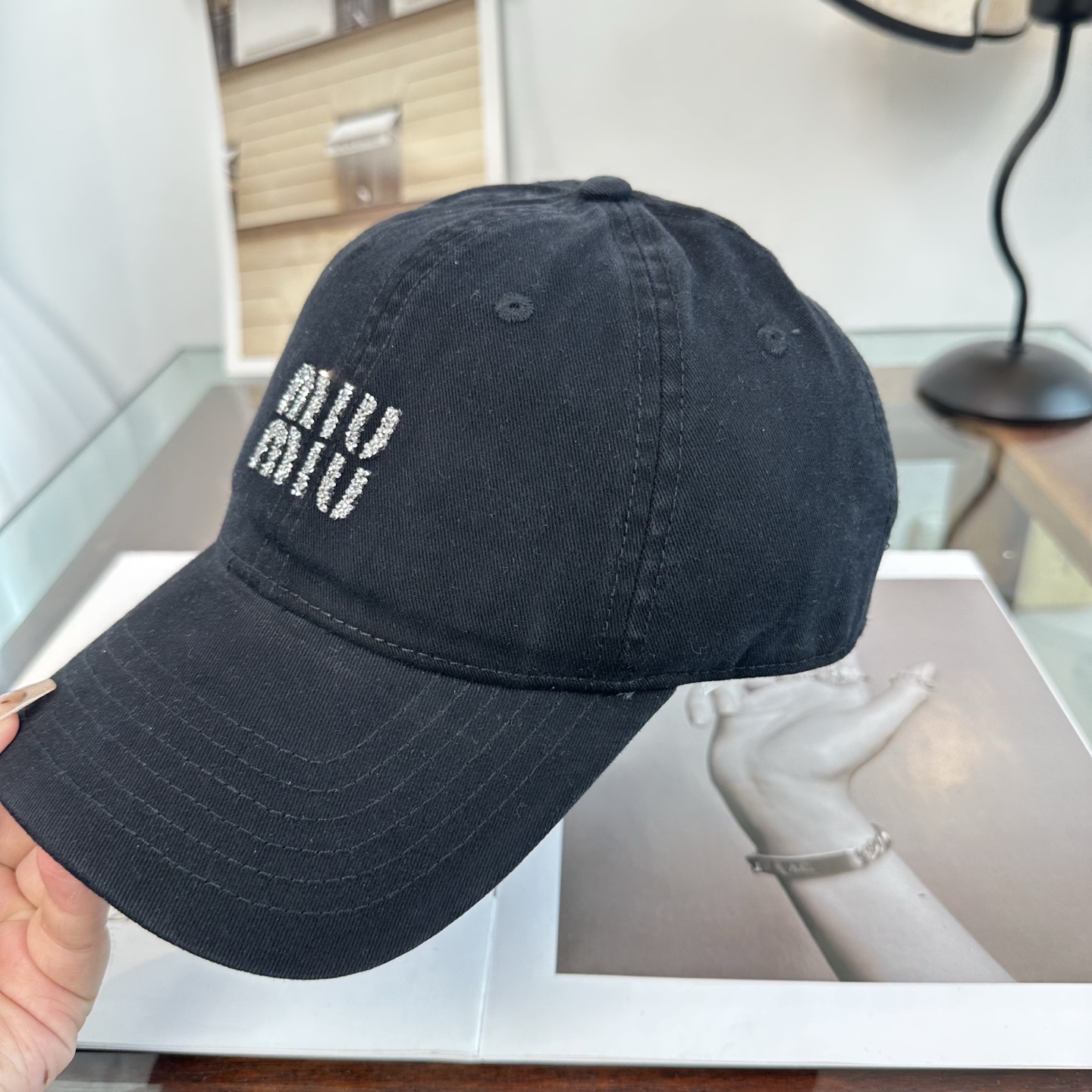 谬谬miumiu 新款棒球帽，正品开模订制，原版做工细致质量超赞！
