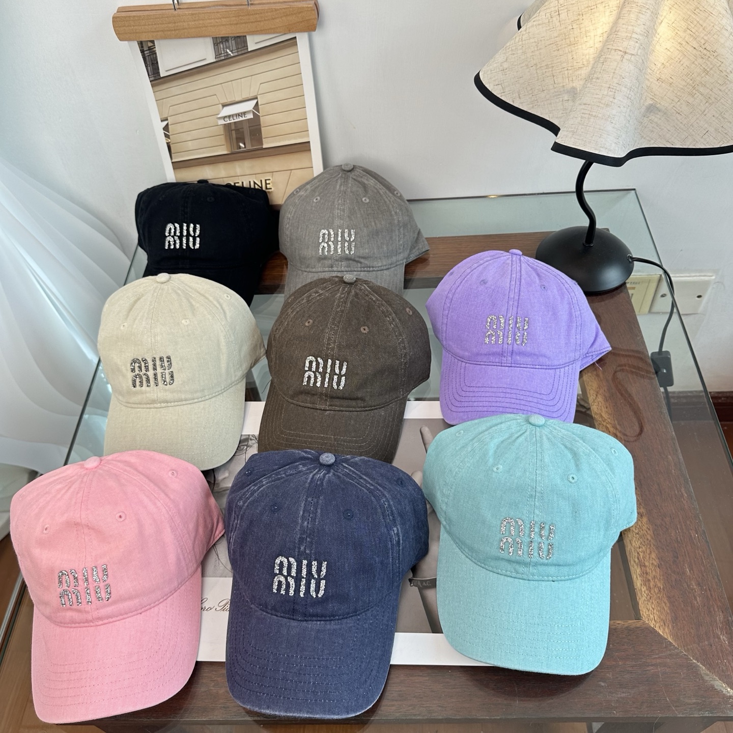 Miu Miu 谬谬miumiu 新款棒球帽， 开模订制， 做工细致质量超赞