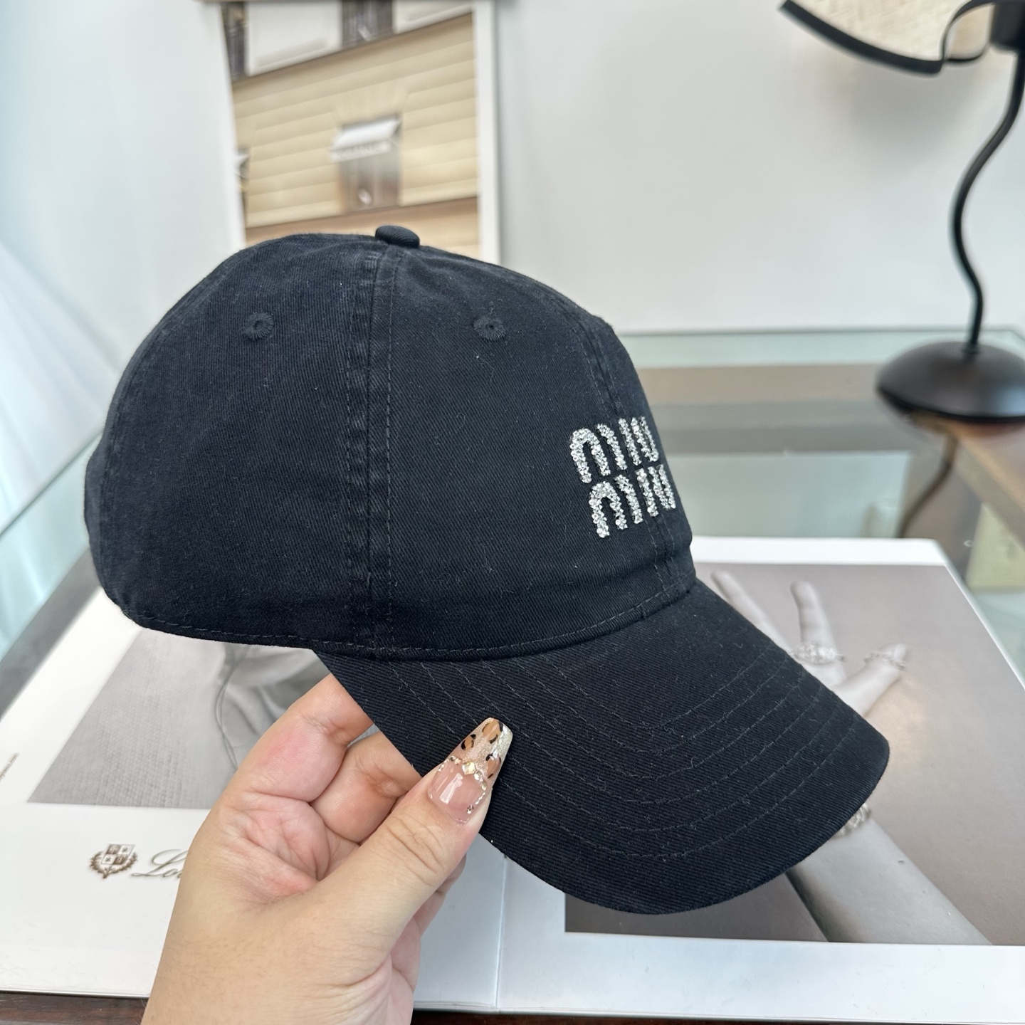 谬谬miumiu 新款棒球帽，正品开模订制，原版做工细致质量超赞！