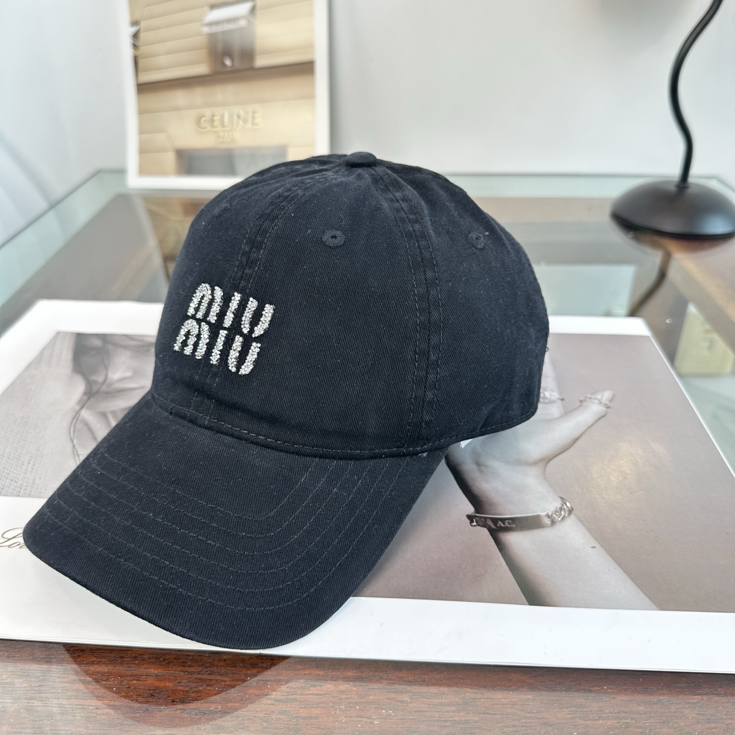 谬谬miumiu 新款棒球帽，正品开模订制，原版做工细致质量超赞！
