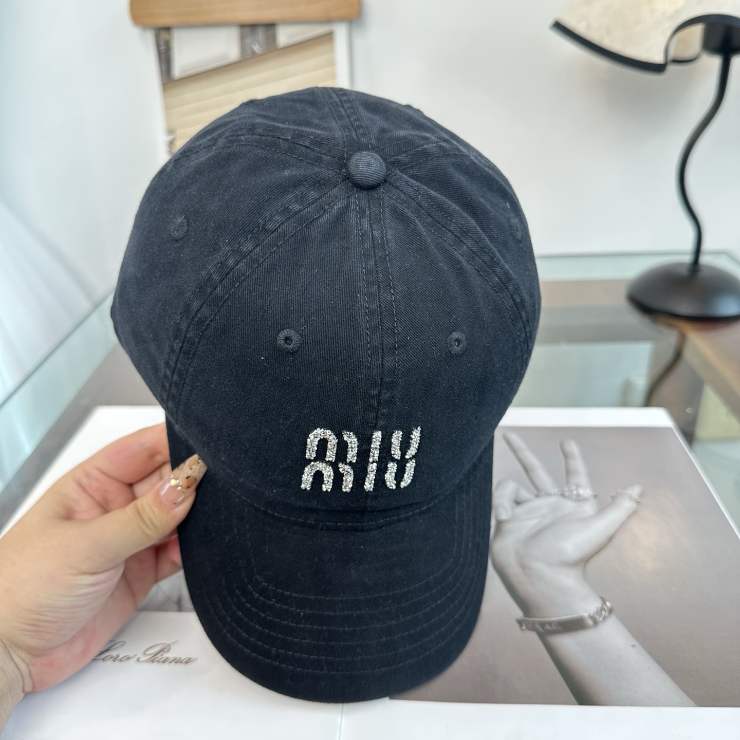 谬谬miumiu 新款棒球帽，正品开模订制，原版做工细致质量超赞！