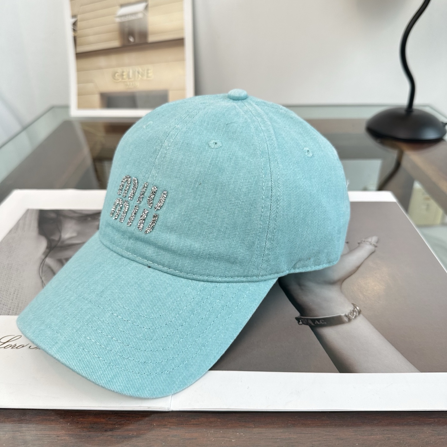 谬谬miumiu 新款棒球帽，正品开模订制，原版做工细致质量超赞！