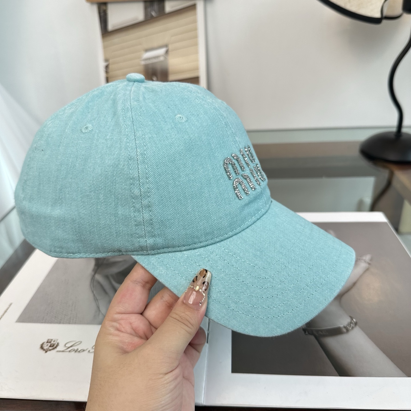谬谬miumiu 新款棒球帽，正品开模订制，原版做工细致质量超赞！