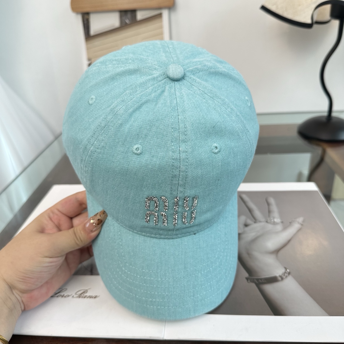 谬谬miumiu 新款棒球帽，正品开模订制，原版做工细致质量超赞！