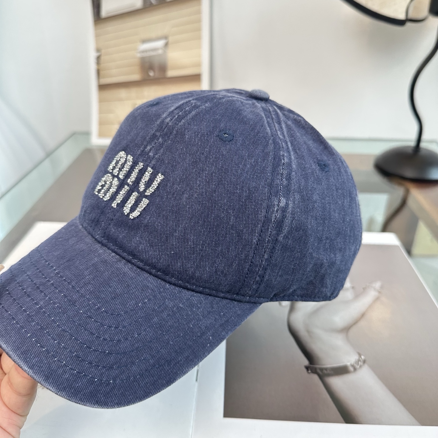 谬谬miumiu 新款棒球帽，正品开模订制，原版做工细致质量超赞！