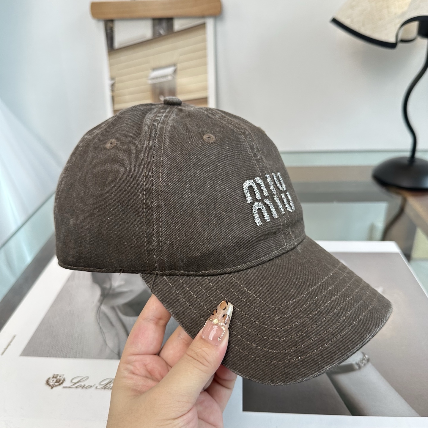 谬谬miumiu 新款棒球帽，正品开模订制，原版做工细致质量超赞！