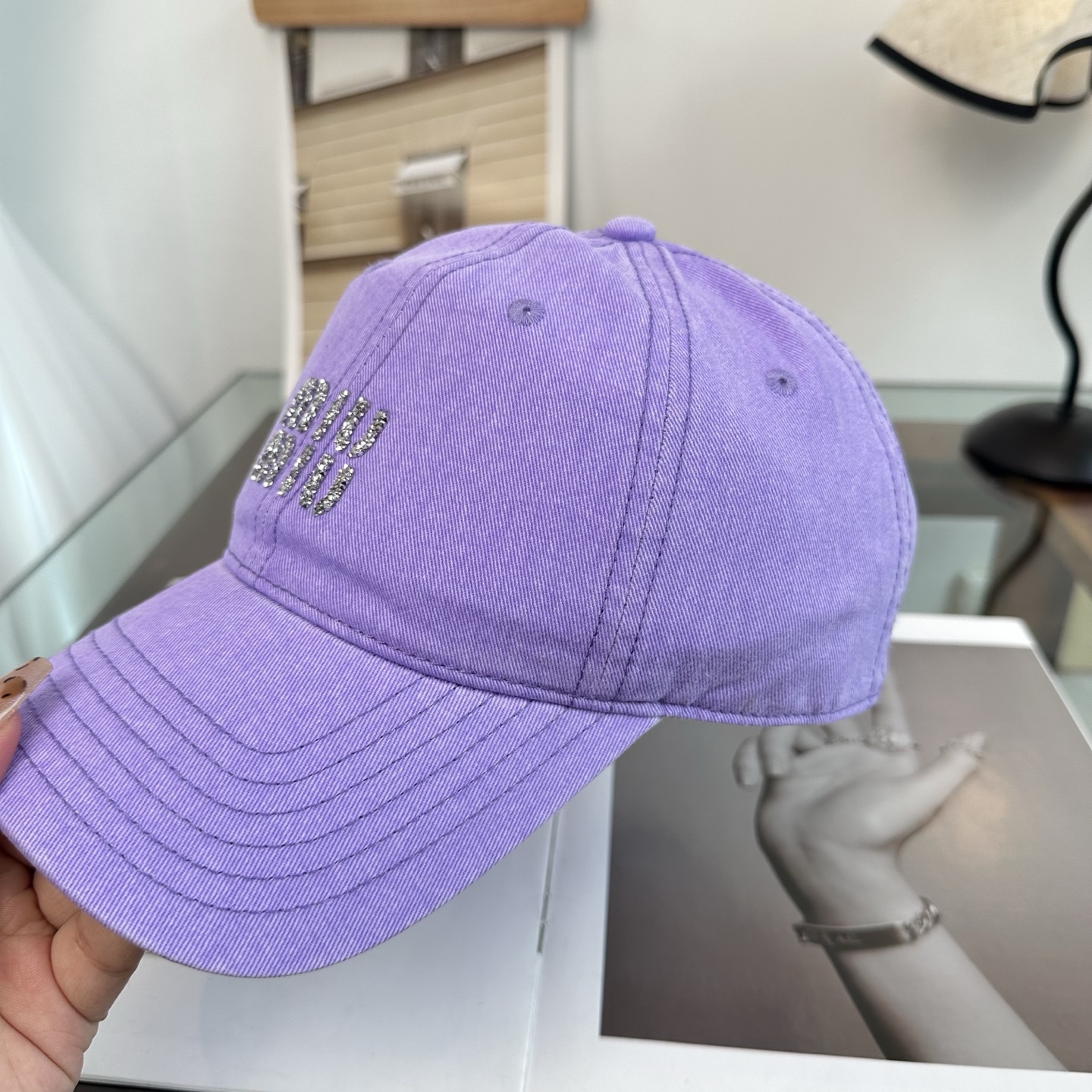 谬谬miumiu 新款棒球帽，正品开模订制，原版做工细致质量超赞！