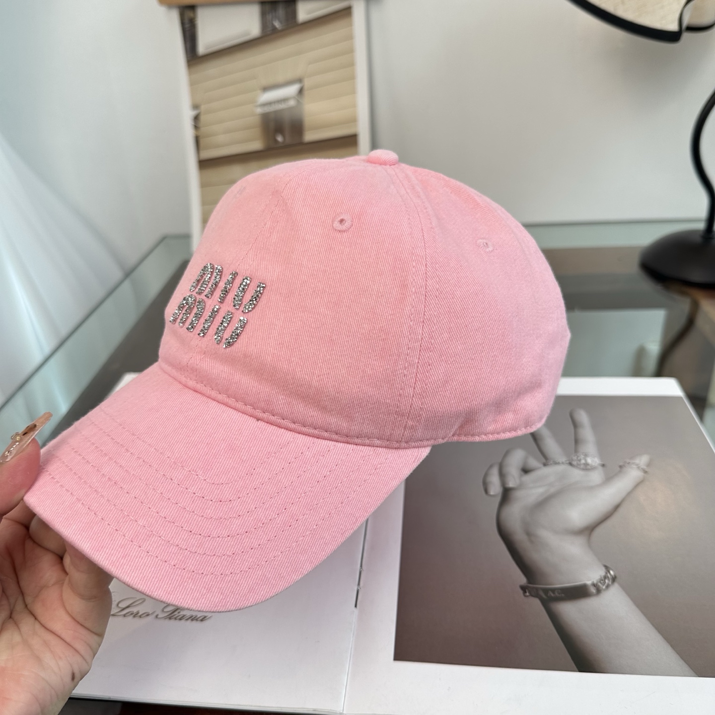 谬谬miumiu 新款棒球帽，正品开模订制，原版做工细致质量超赞！