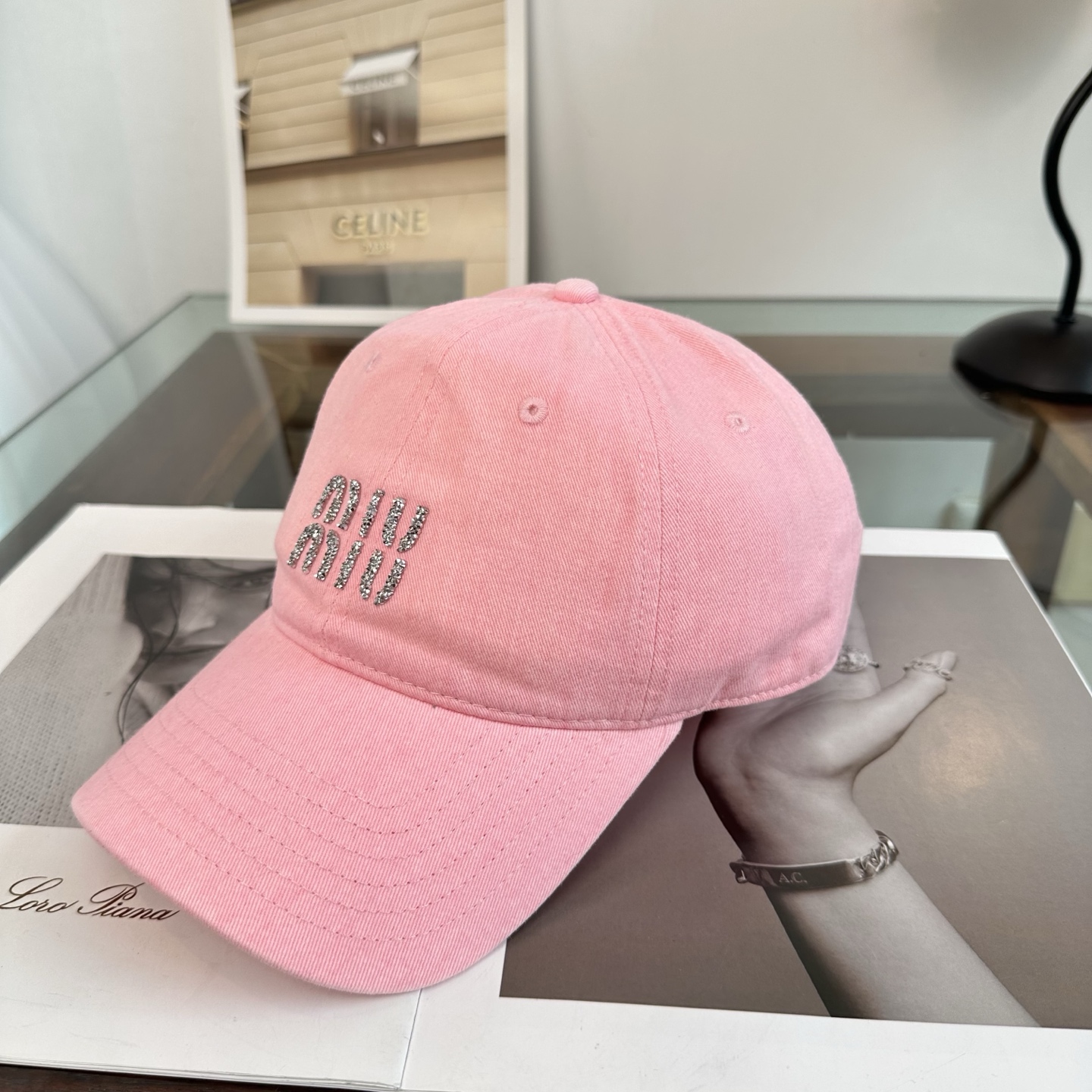 谬谬miumiu 新款棒球帽，正品开模订制，原版做工细致质量超赞！