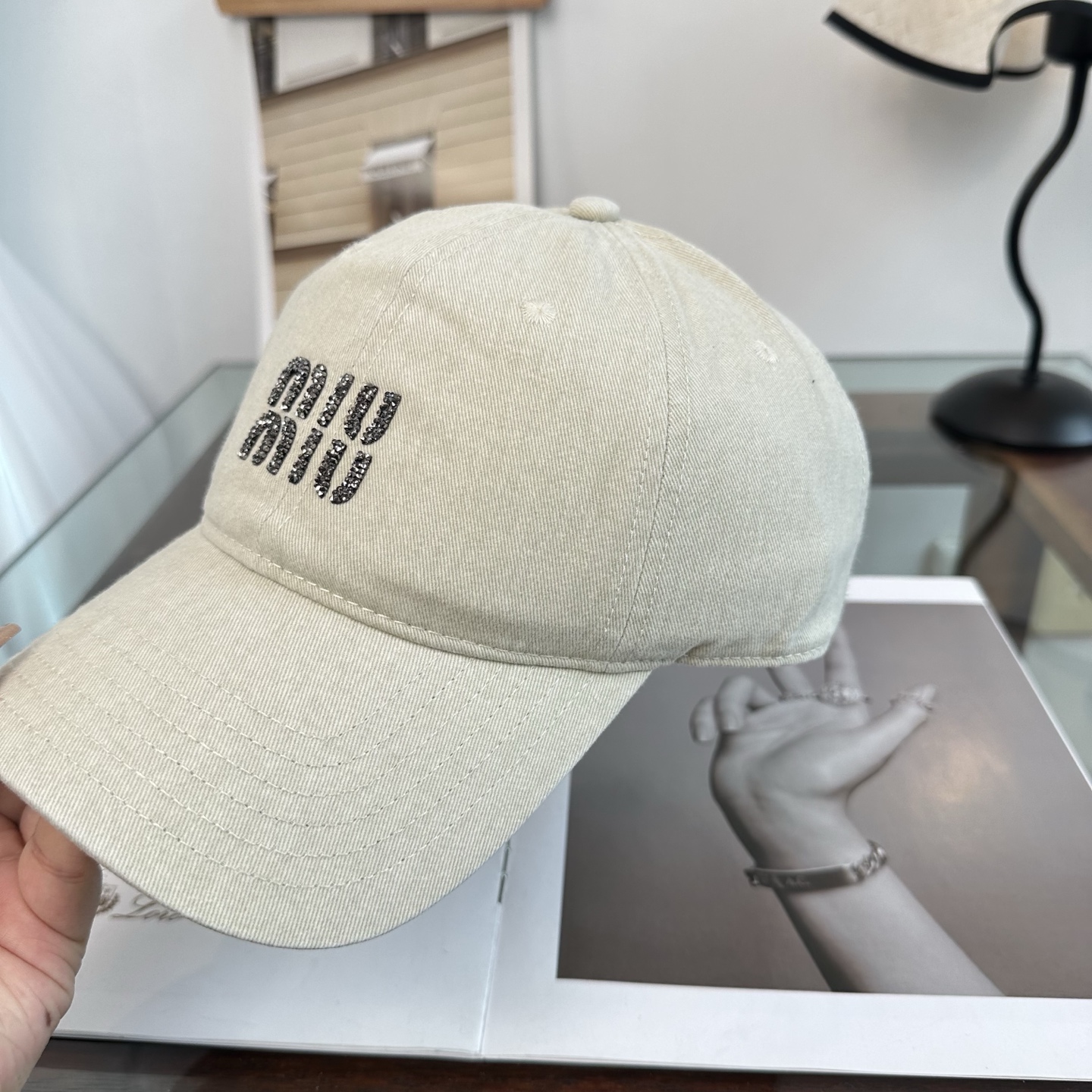 谬谬miumiu 新款棒球帽，正品开模订制，原版做工细致质量超赞！