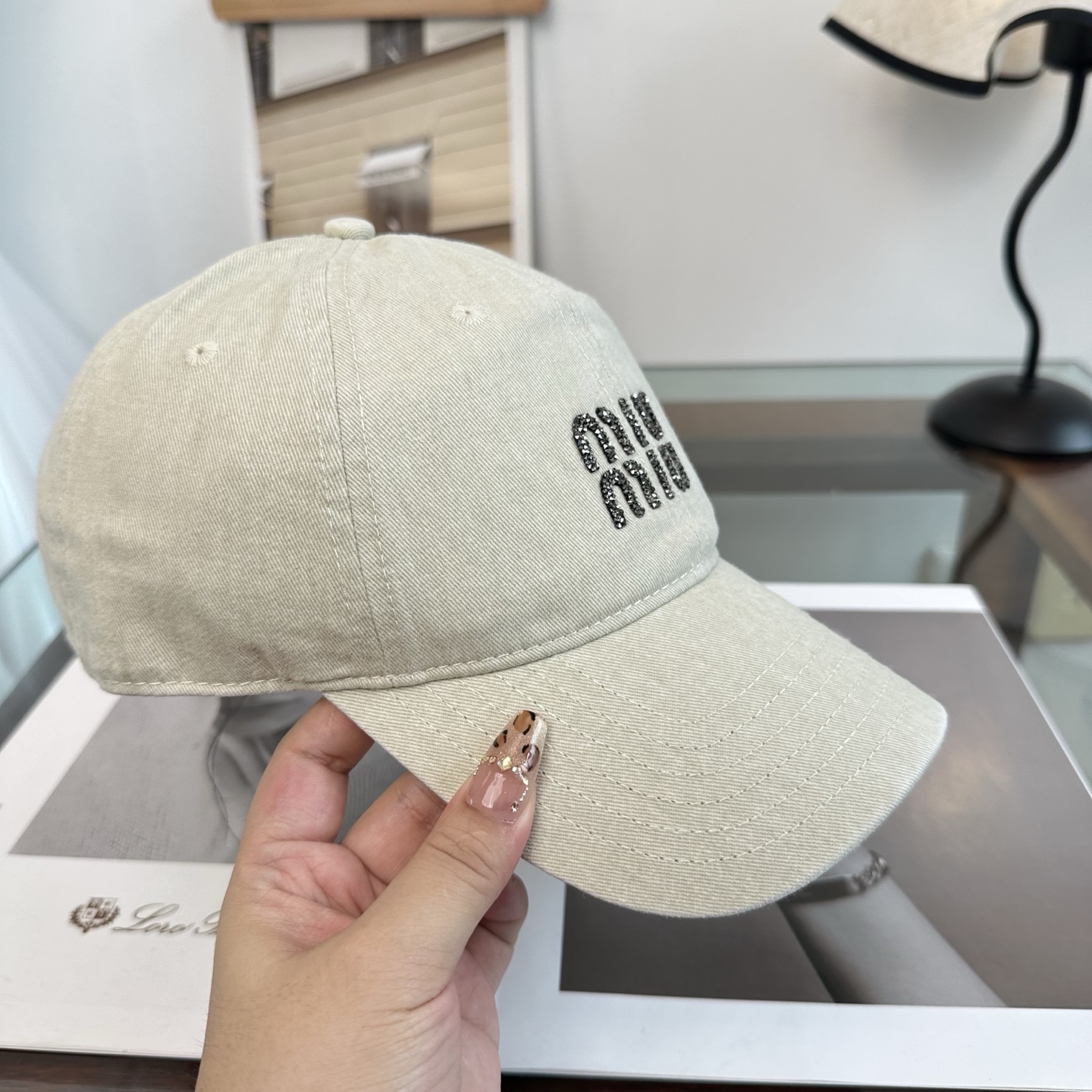 谬谬miumiu 新款棒球帽，正品开模订制，原版做工细致质量超赞！
