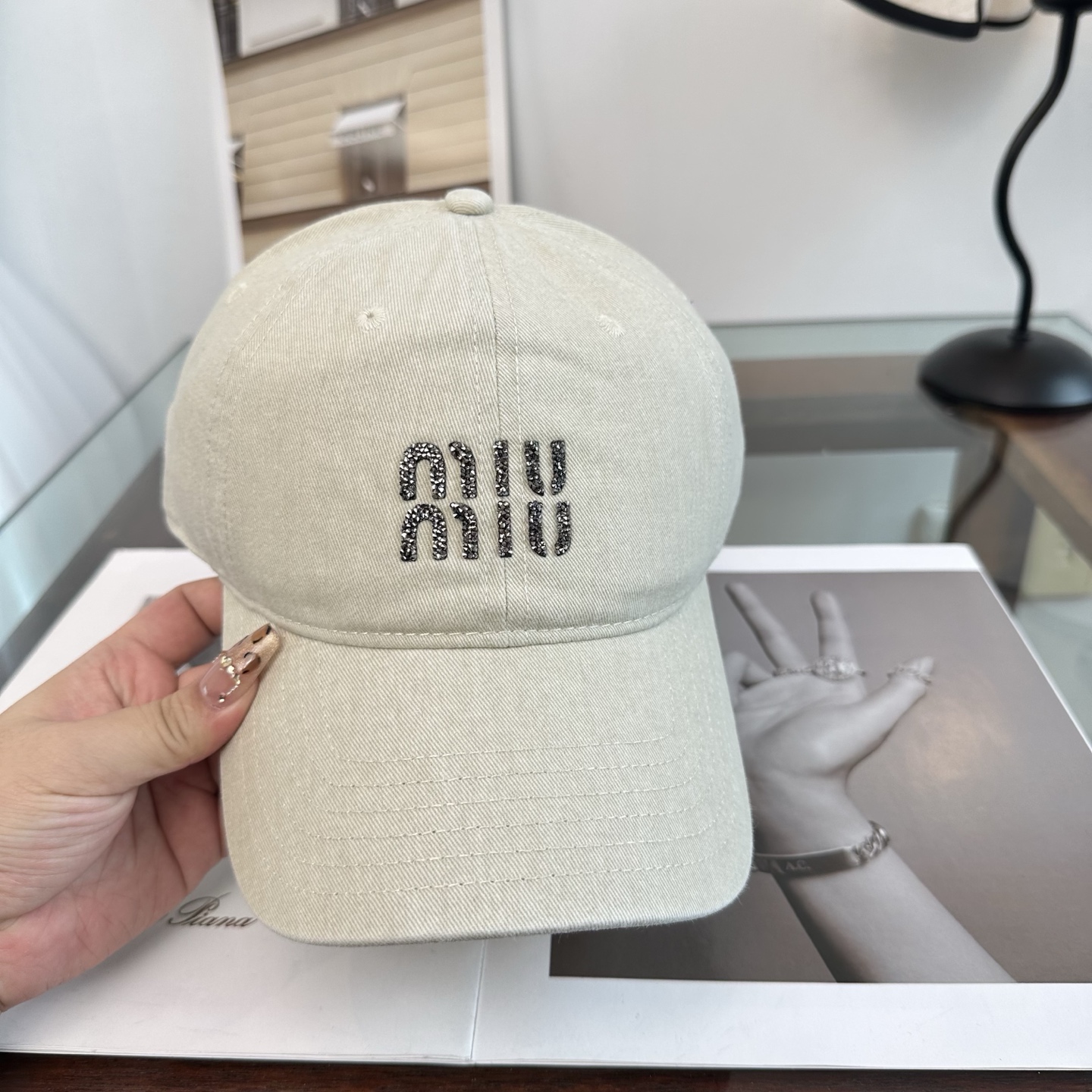谬谬miumiu 新款棒球帽，正品开模订制，原版做工细致质量超赞！
