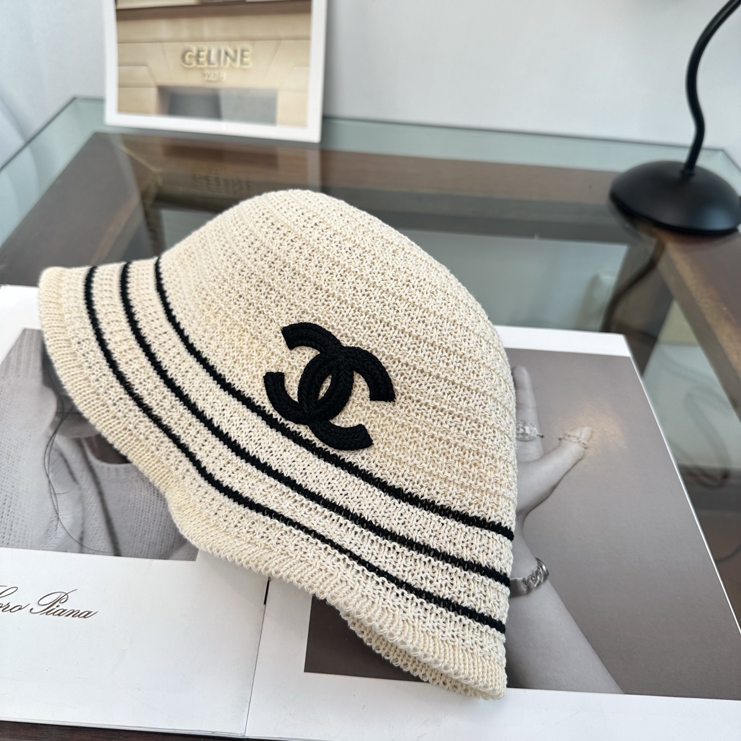 Chanel 渔夫帽 让兼顾时尚和遮阳的简约桶帽 出游拍照📷拗造型必备敲显脸小