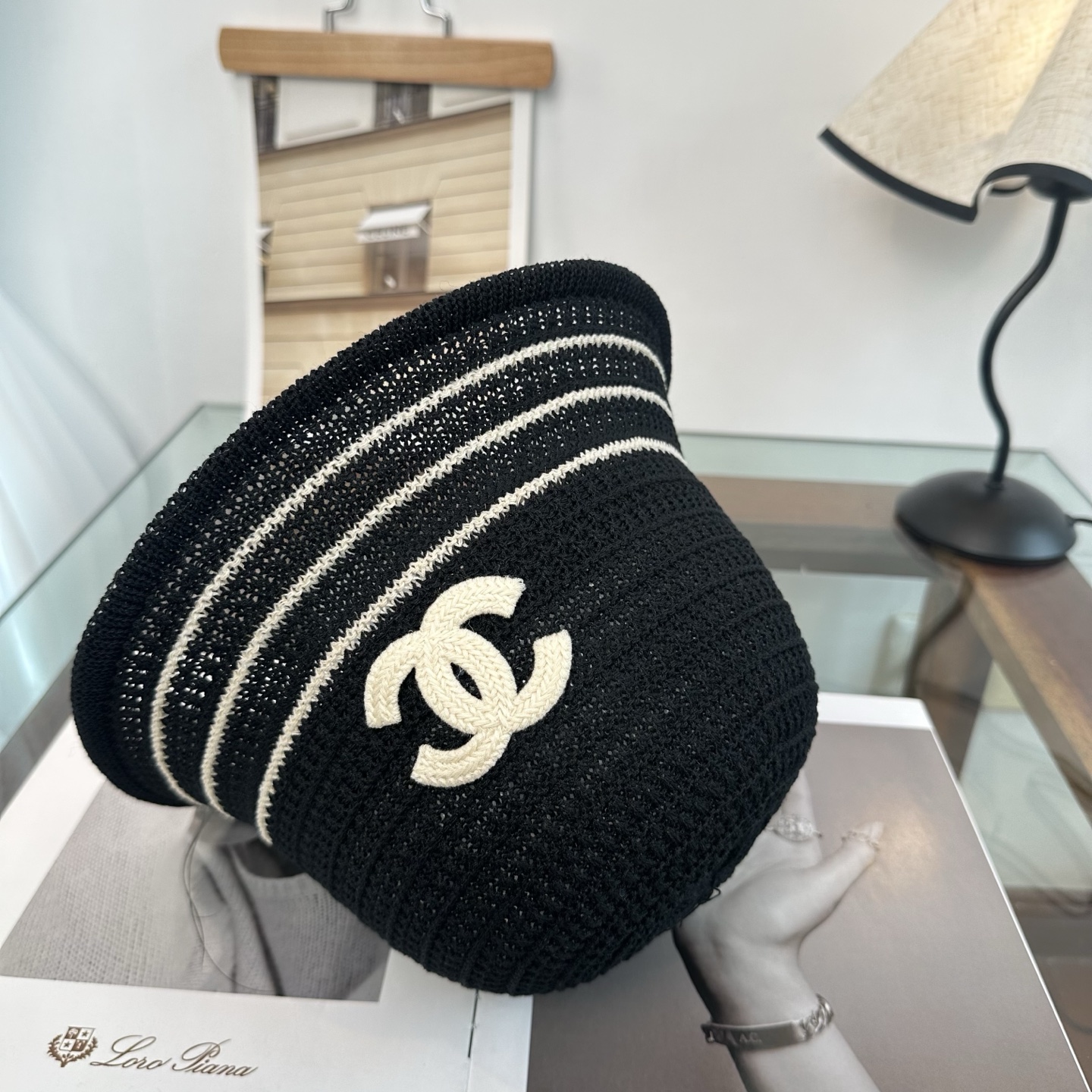 Chanel 渔夫帽 让兼顾时尚和遮阳的简约桶帽 出游拍照📷拗造型必备敲显脸小