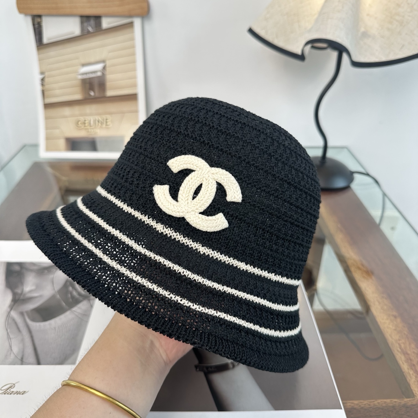 Chanel Chanel 渔夫帽 让兼顾 和遮阳的简约桶帽